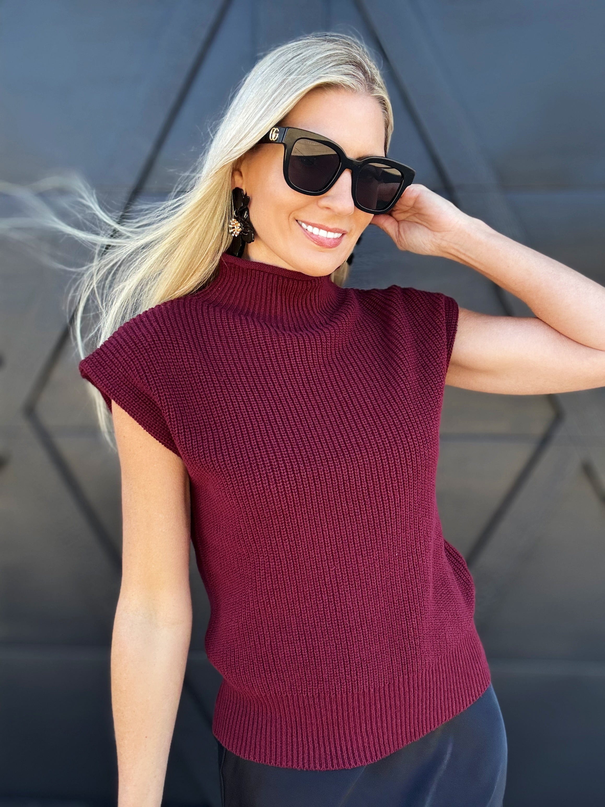 blu pepper Tops - Sweaters Mock Neck Sleeveless Sweater In Burgundy