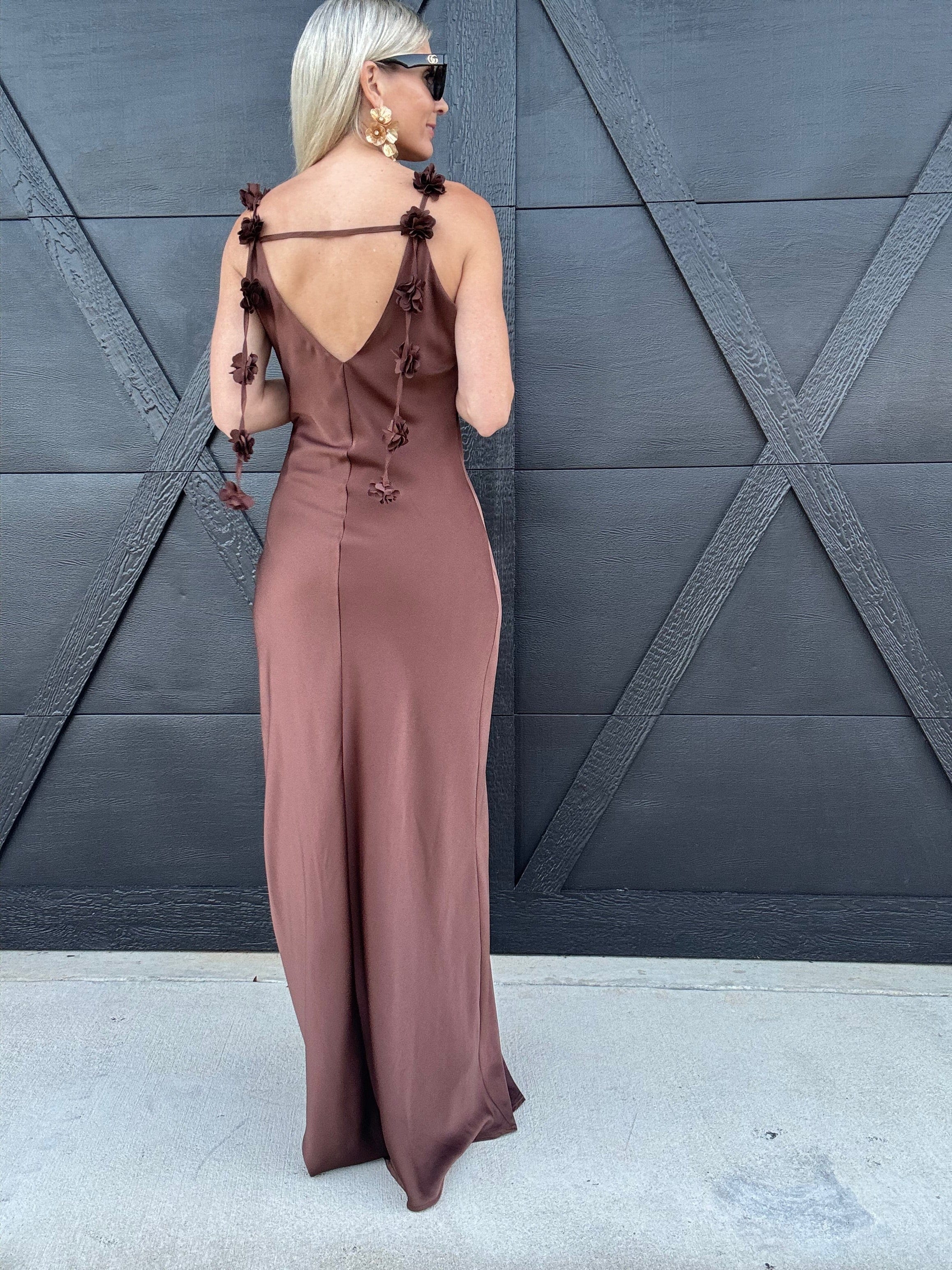 Camellia Dresses 3D Floral Dinner Dress In Mocha