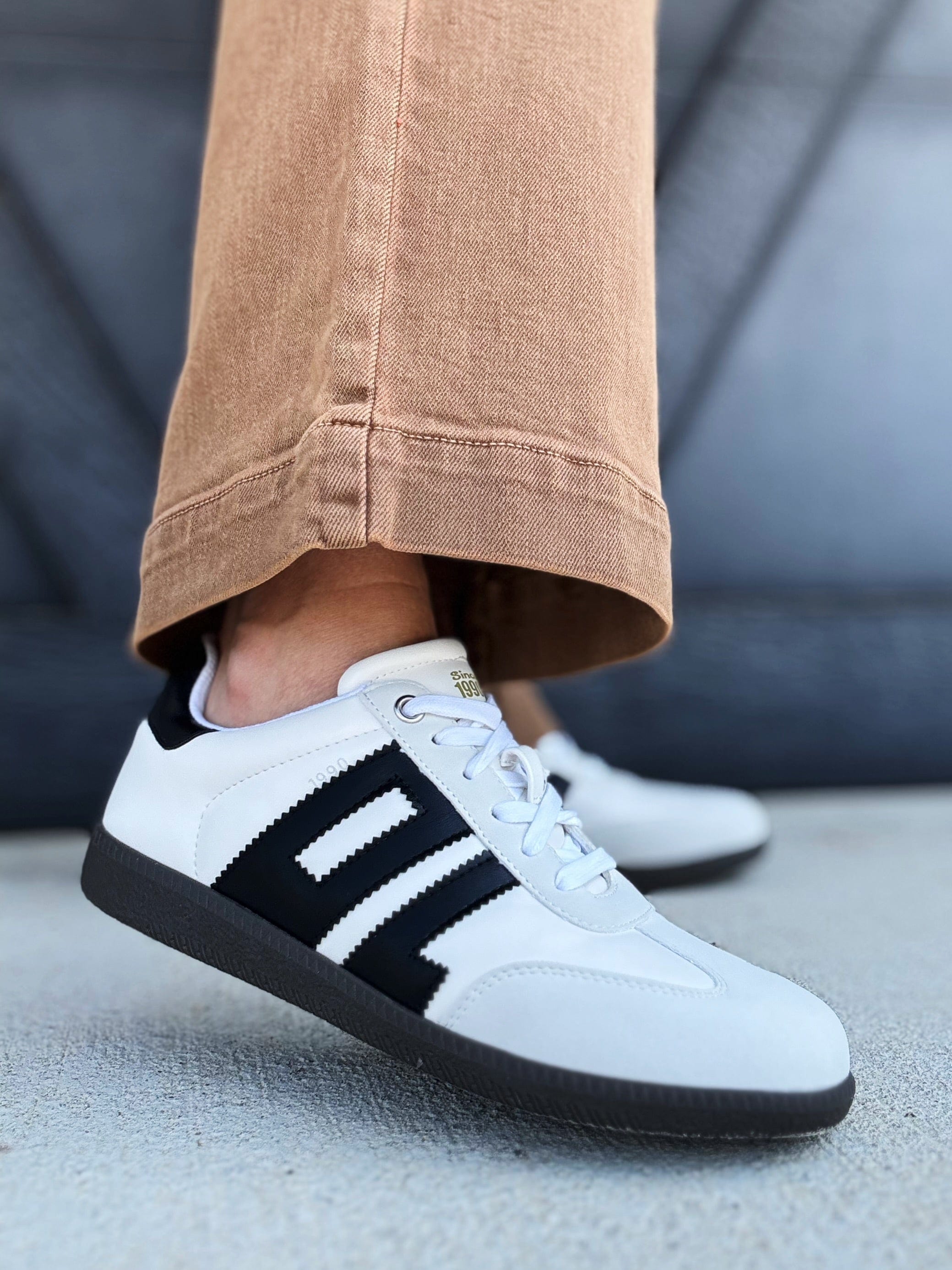 Dirty Laundry Shoes - Sneakers Dirty Laundry Trackstar Sneaker In White