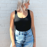 Scoop Neck Seamless Bodysuit In Black - Infinity Raine