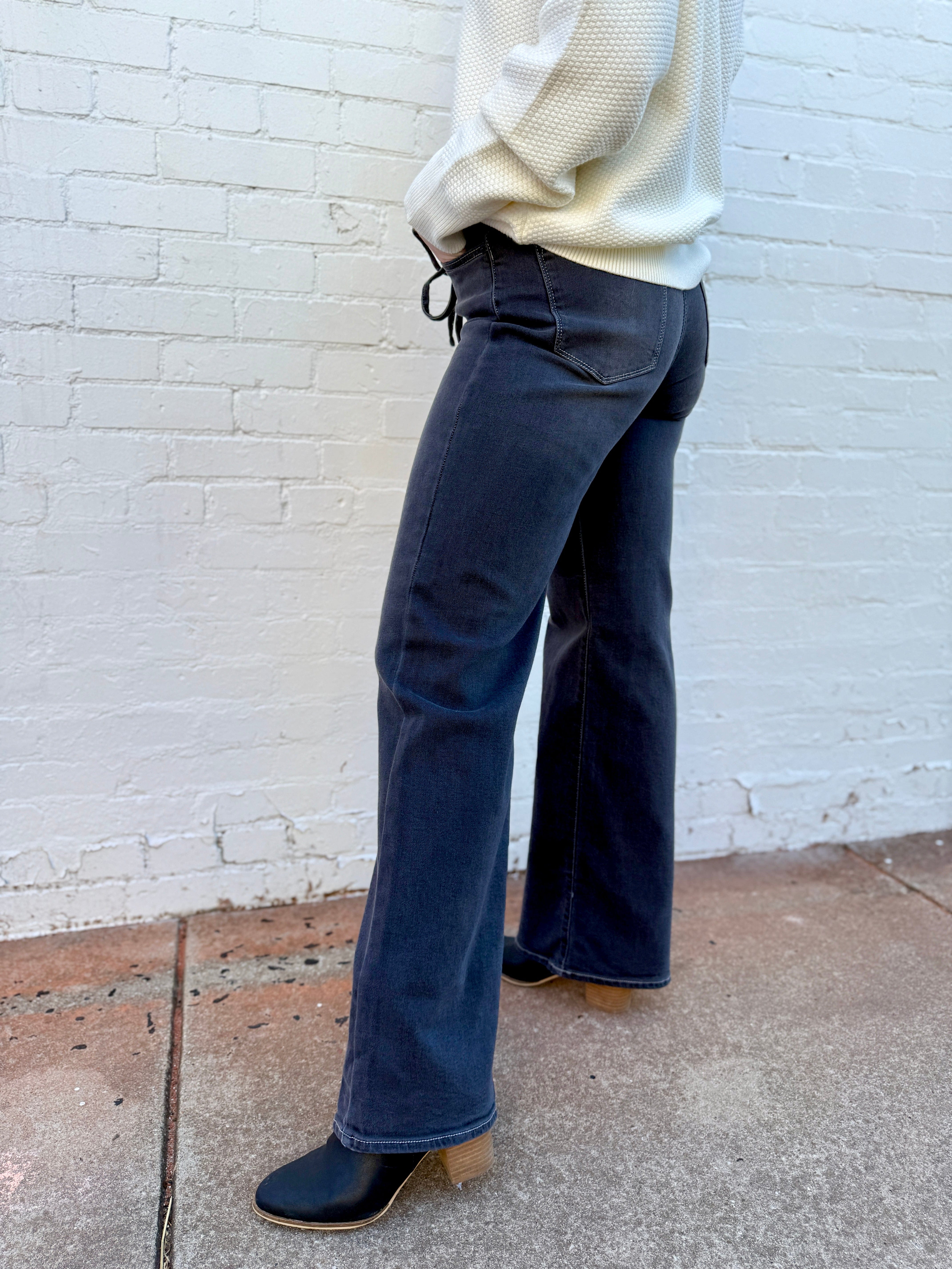 L.T.J Bottoms - Pants L.T.J Gia High Rise Jeans In Shadow