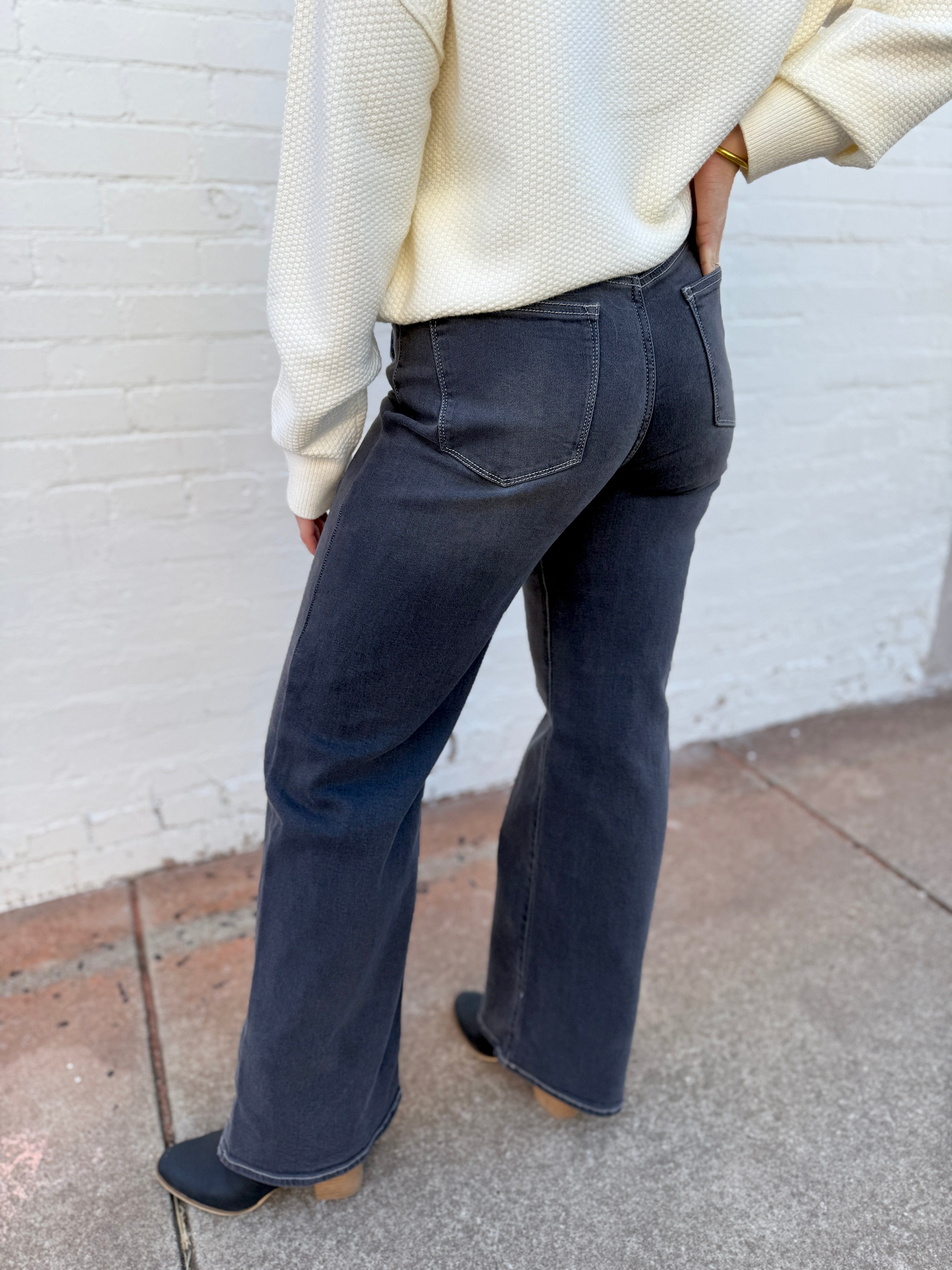 L.T.J Bottoms - Pants L.T.J Gia High Rise Jeans In Shadow