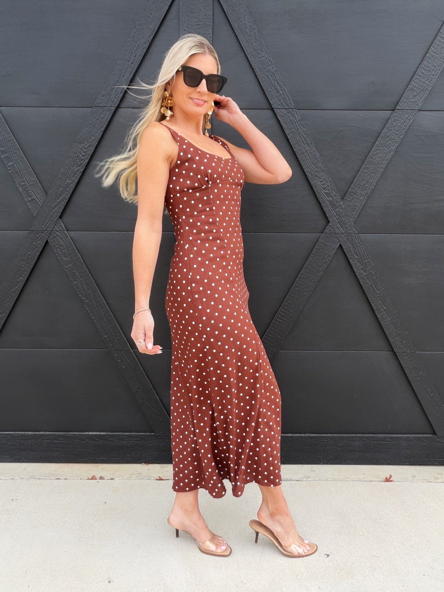 Polka Dot Scoop Neck Midi Dress In Brown Polka Dot Scoop Neck Midi Dress In Brown