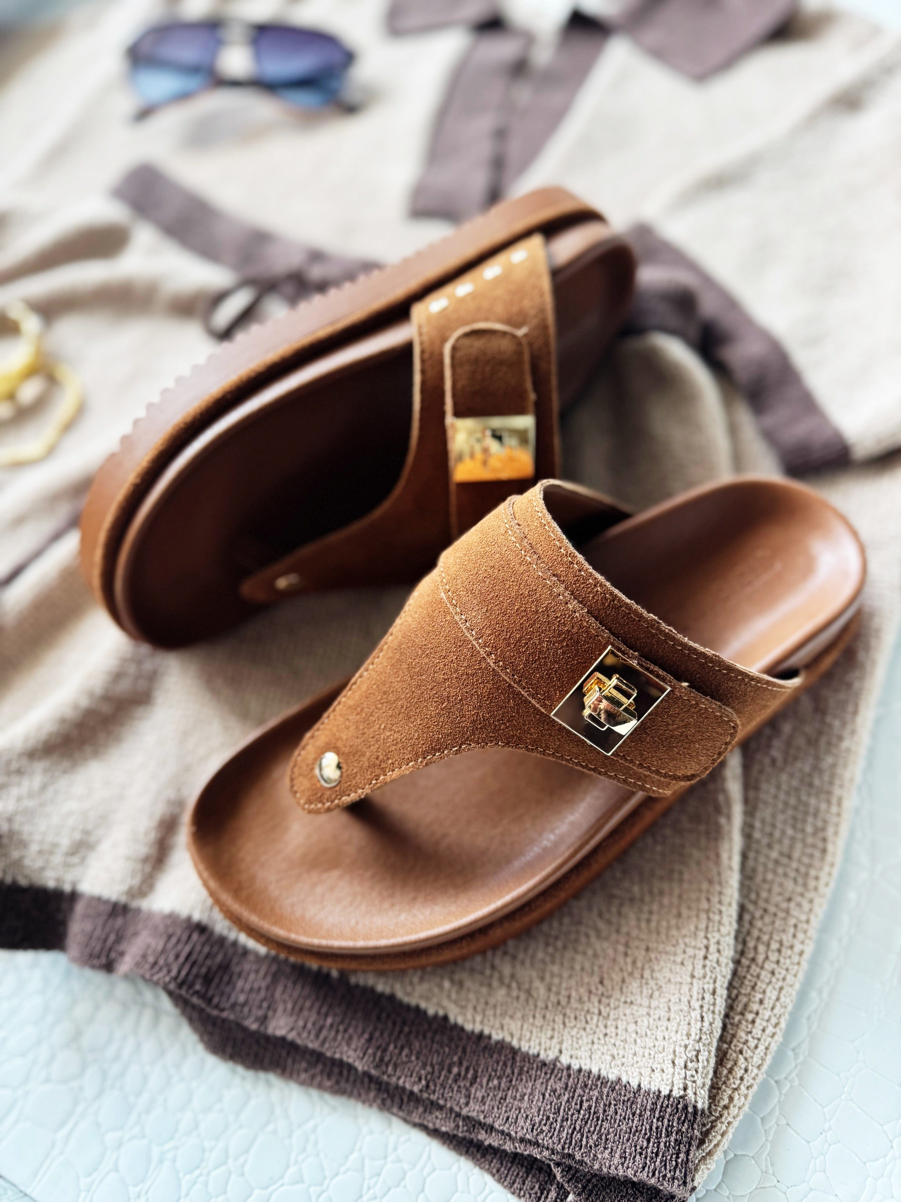 Steve Madden Suede Thona Sandal In Chestnut - Infinity Raine