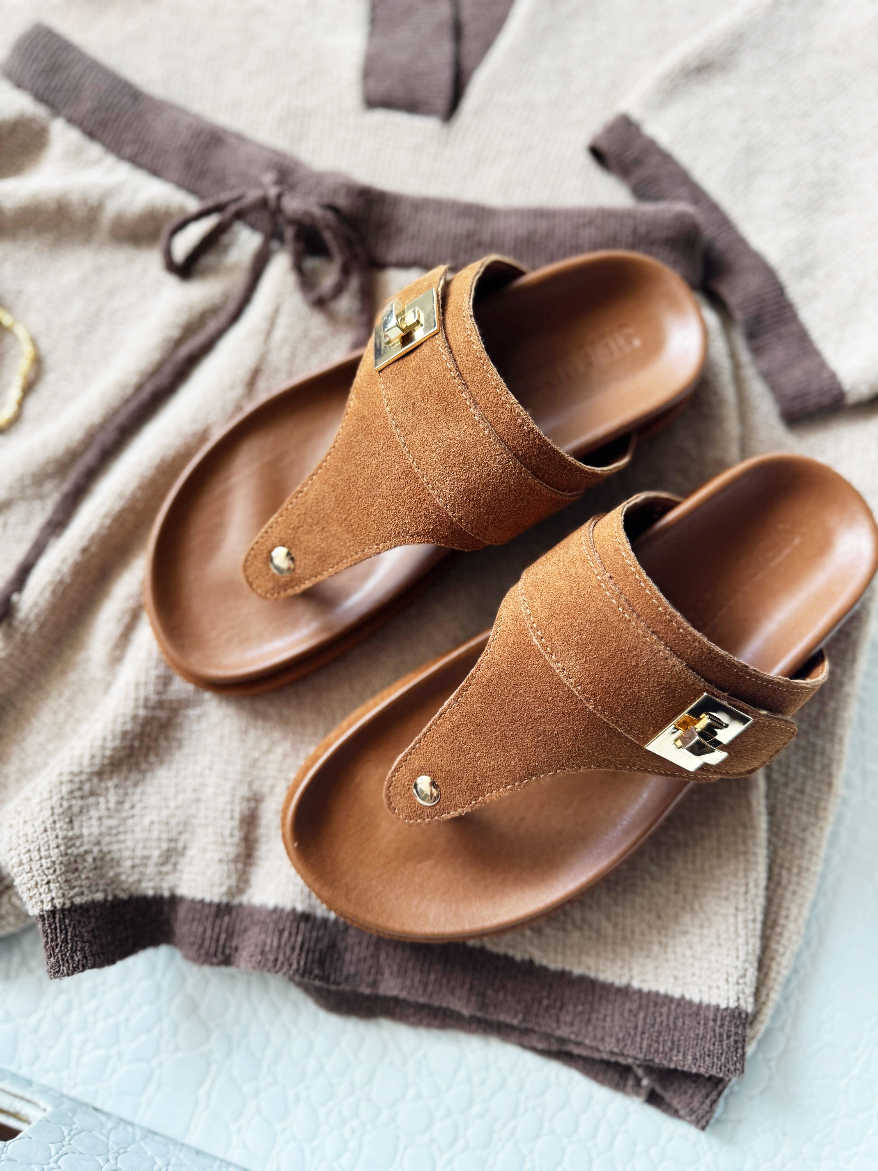 Steve Madden Suede Thona Sandal In Chestnut - Infinity Raine