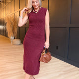 Wandering Intricate Knit Dress In Burgundy