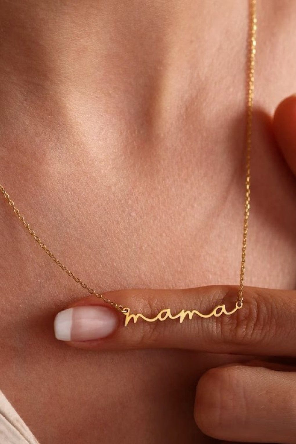 18k "Mama" Chain Necklace In Gold - Infinity Raine