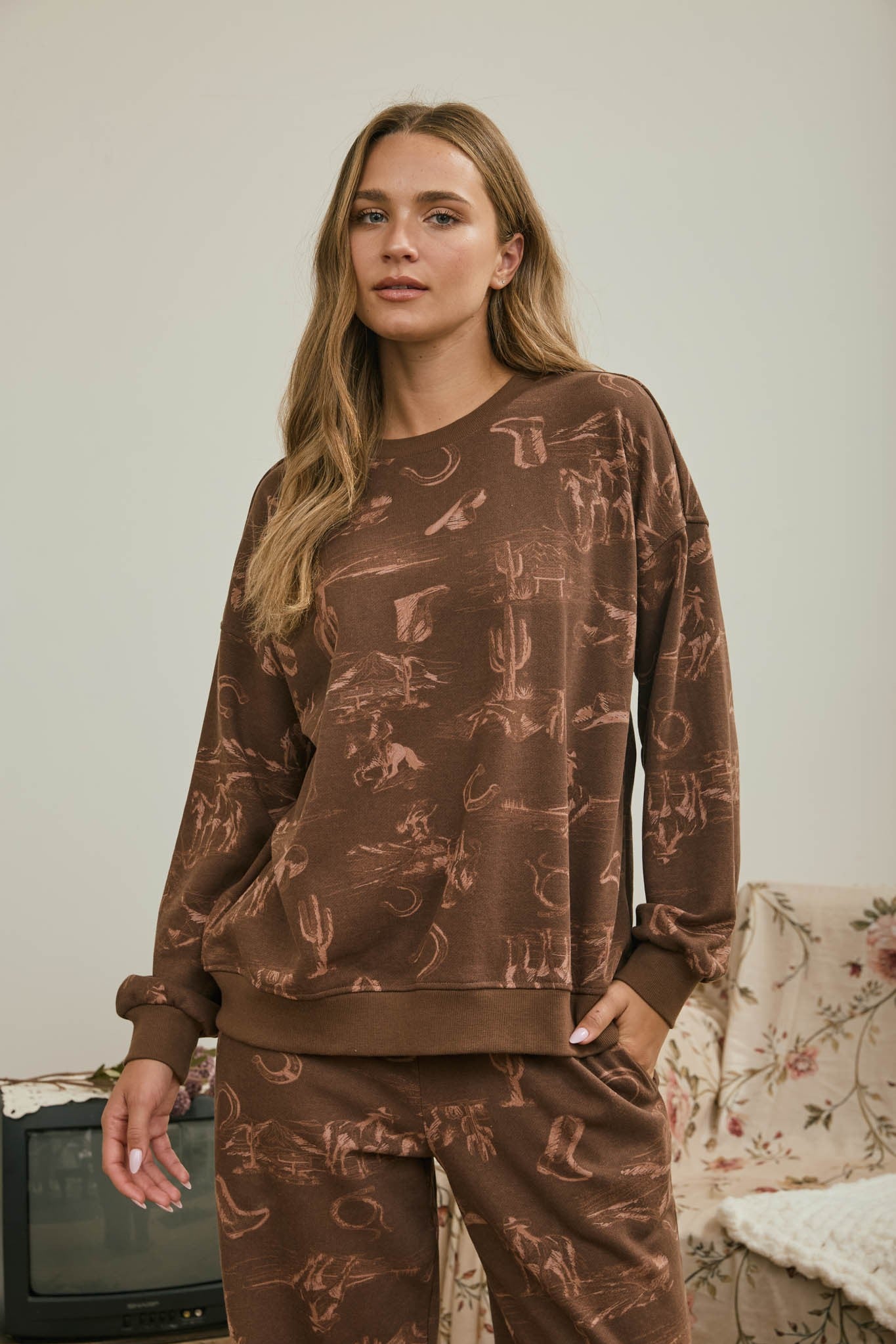 Western Print Crewneck In Brown - Infinity Raine