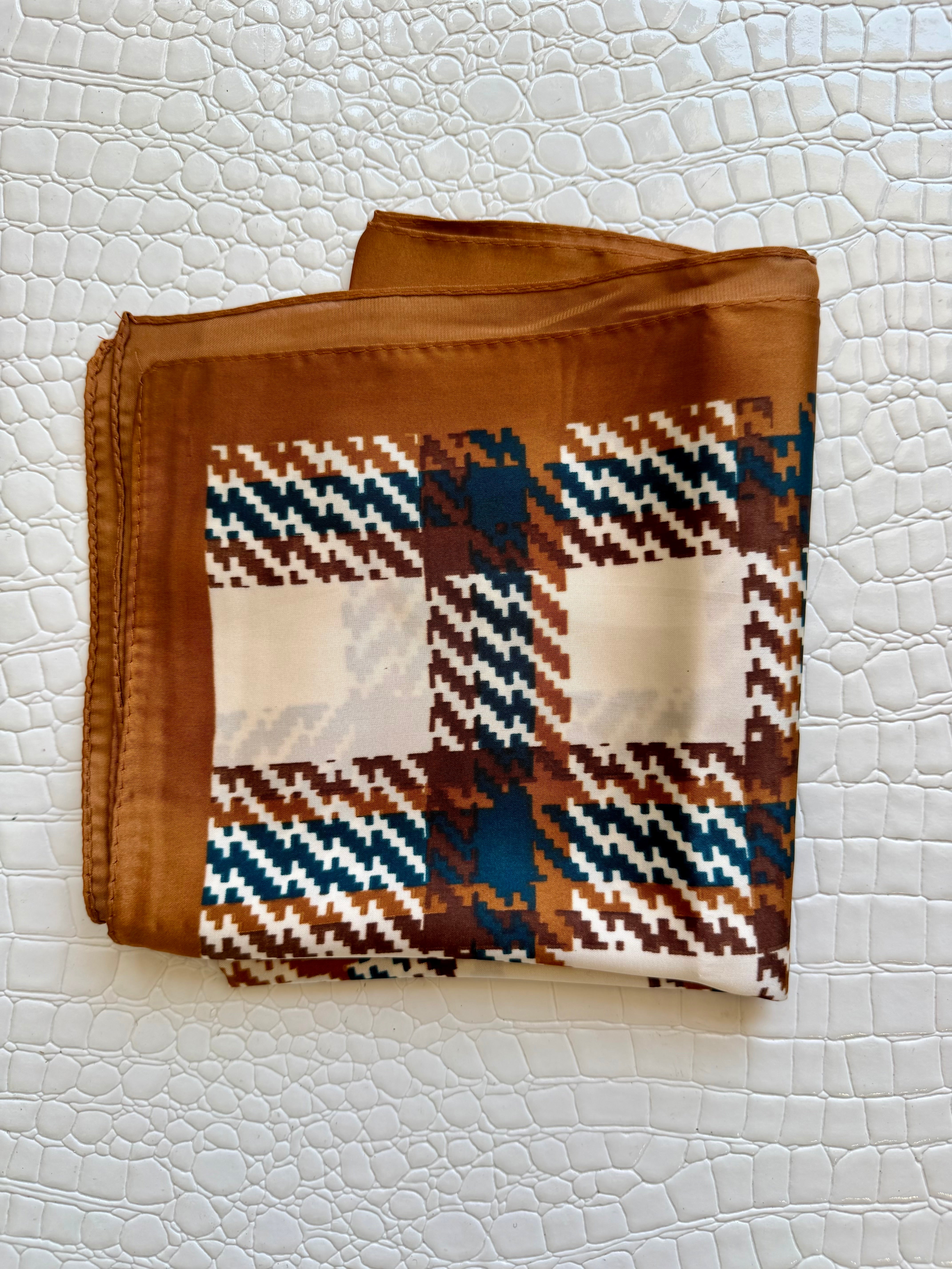 Chic Accent Scarf - Infinity Raine