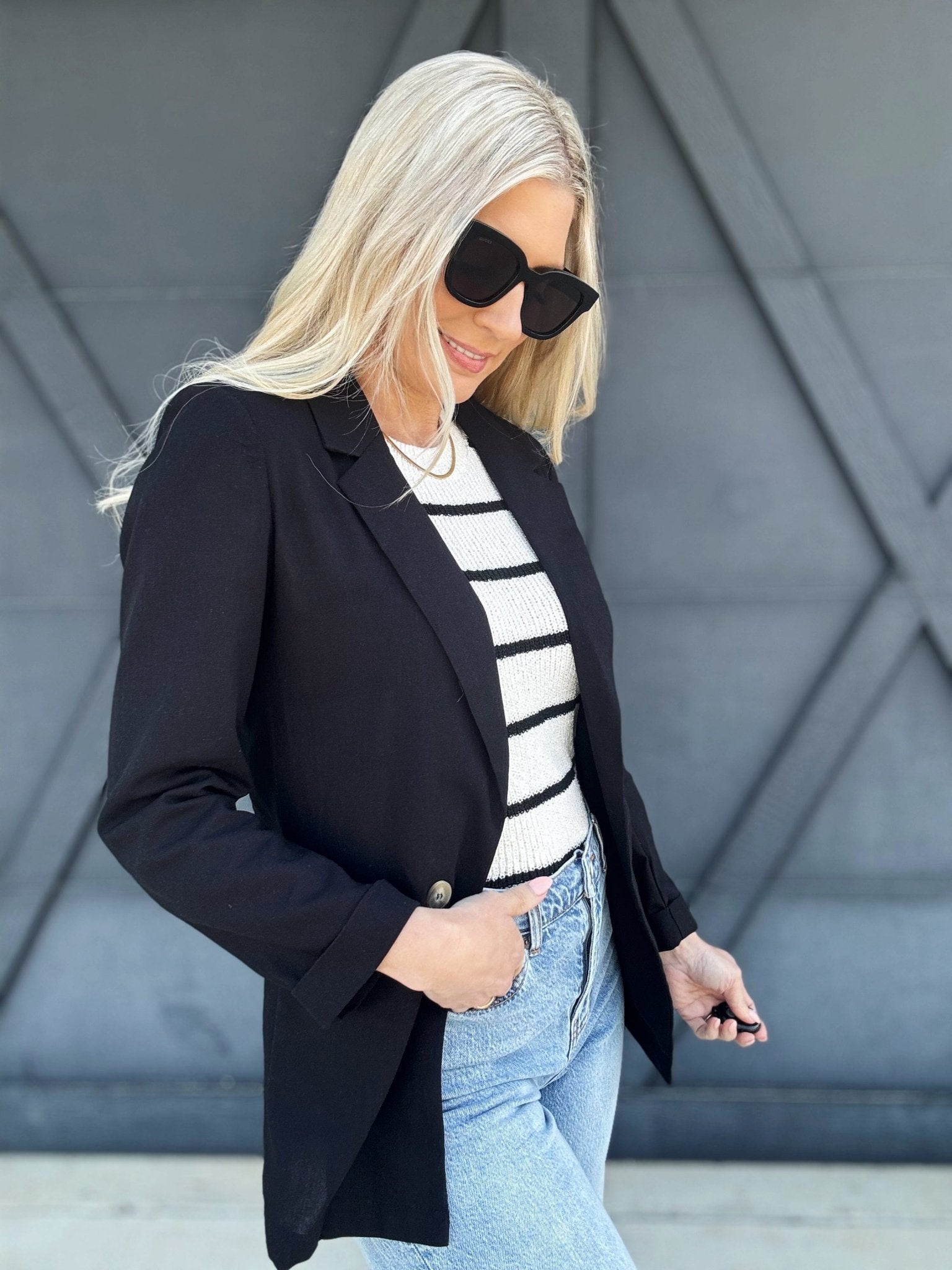 3/4 Sleeve Collared Blazer In Black - Infinity Raine