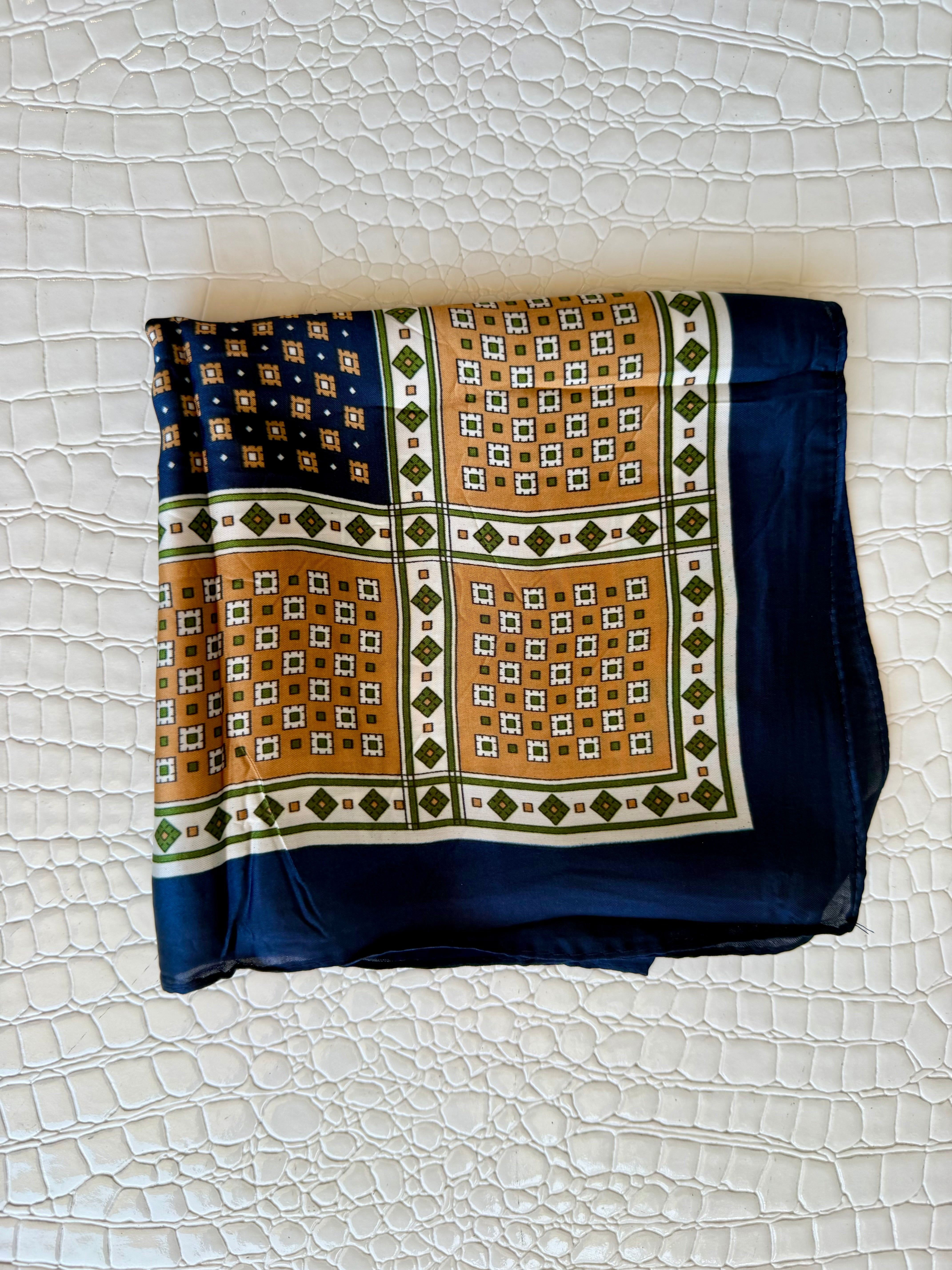 Chic Accent Scarf - Infinity Raine