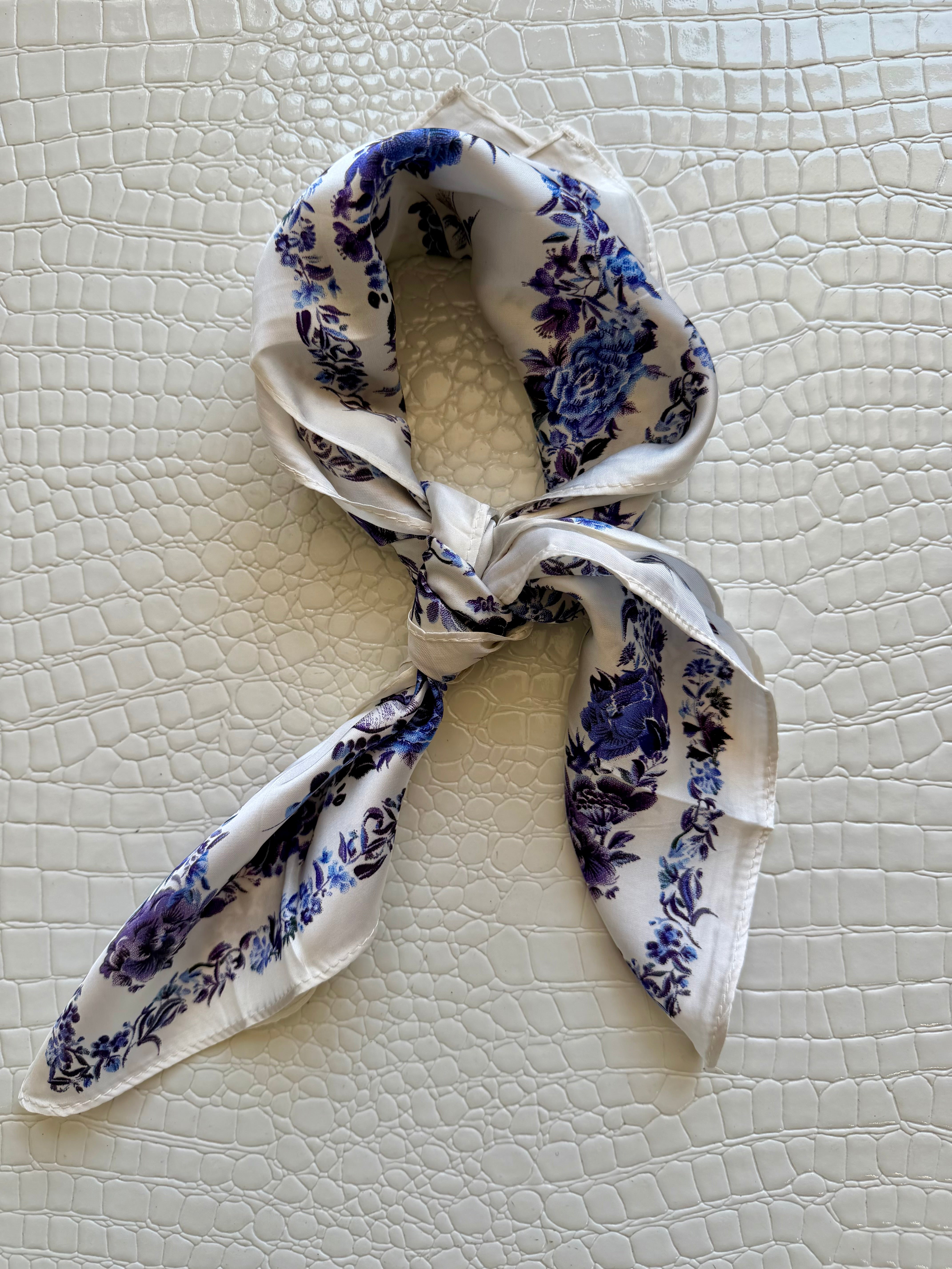 Chic Accent Scarf - Infinity Raine