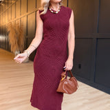 Wandering Intricate Knit Dress In Burgundy
