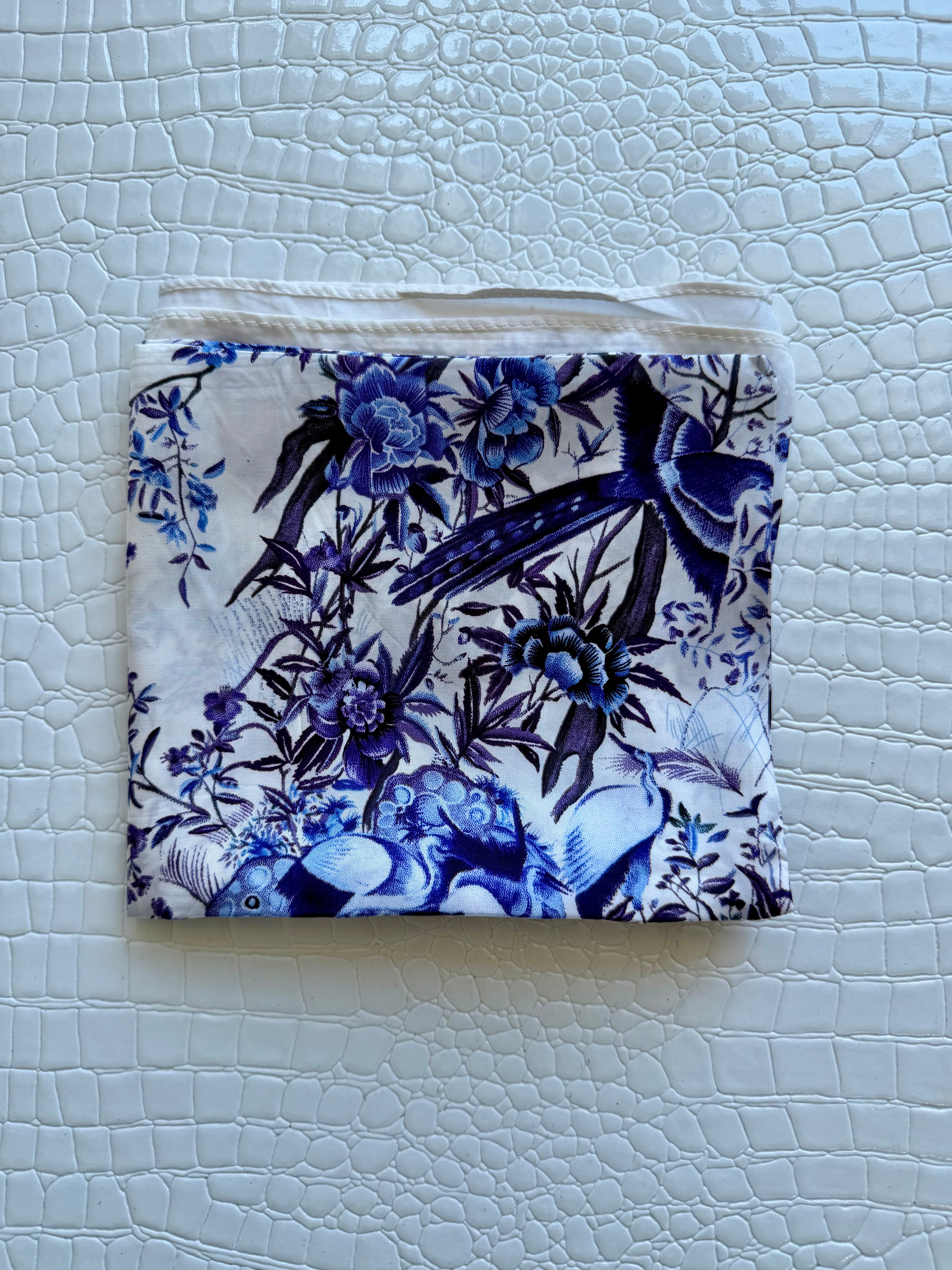Chic Accent Scarf - Infinity Raine