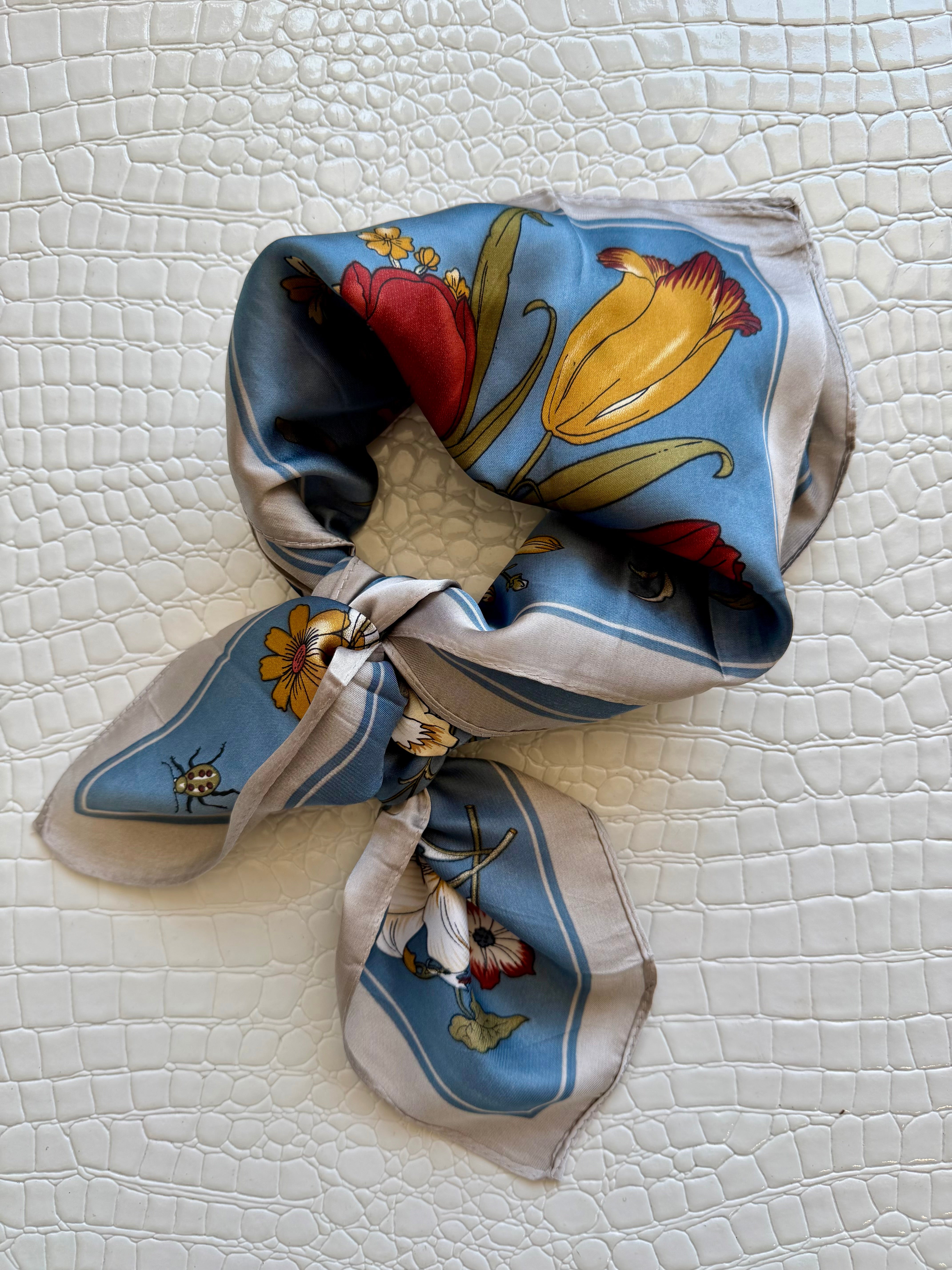 Chic Accent Scarf - Infinity Raine
