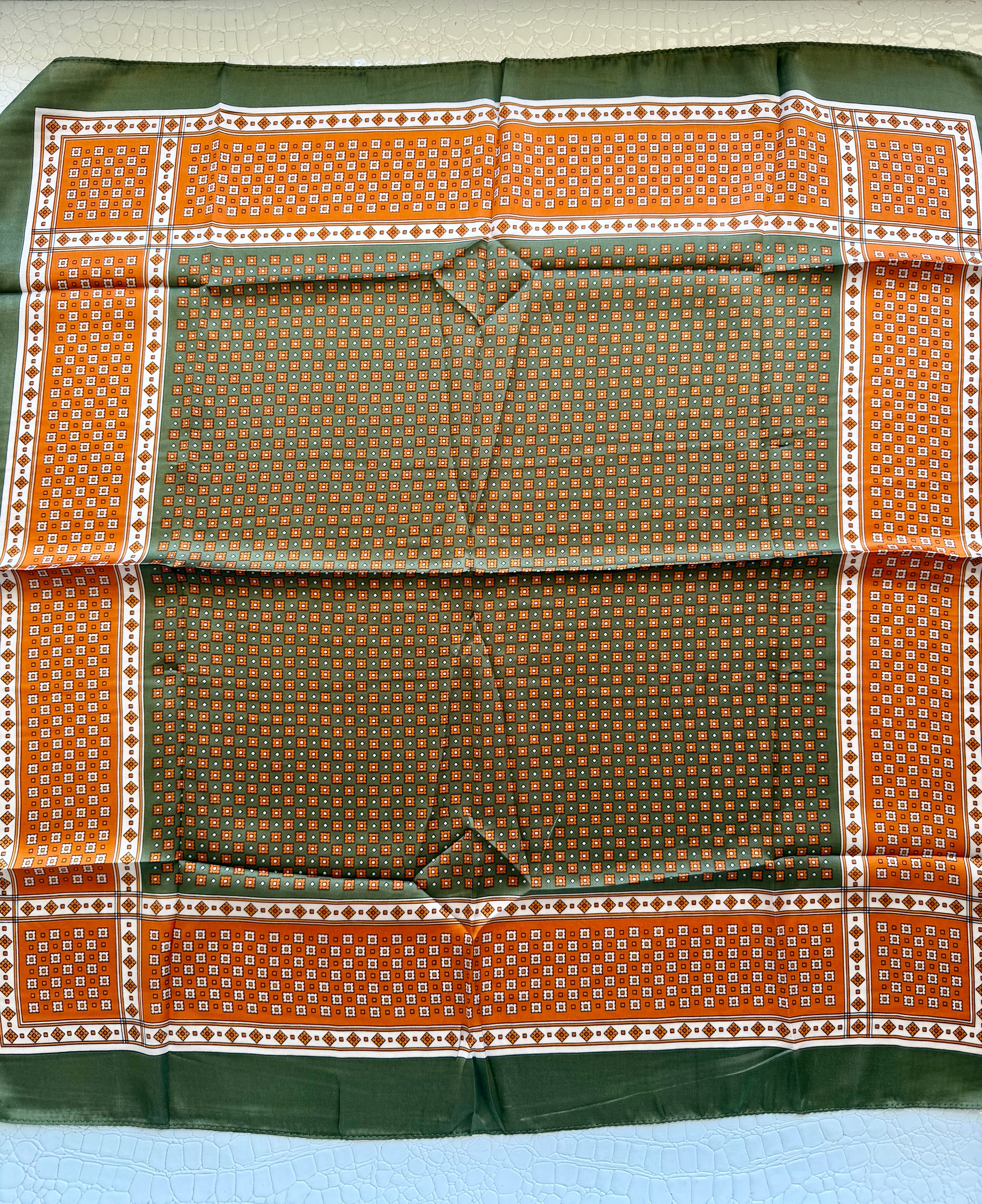 Chic Accent Scarf - Infinity Raine