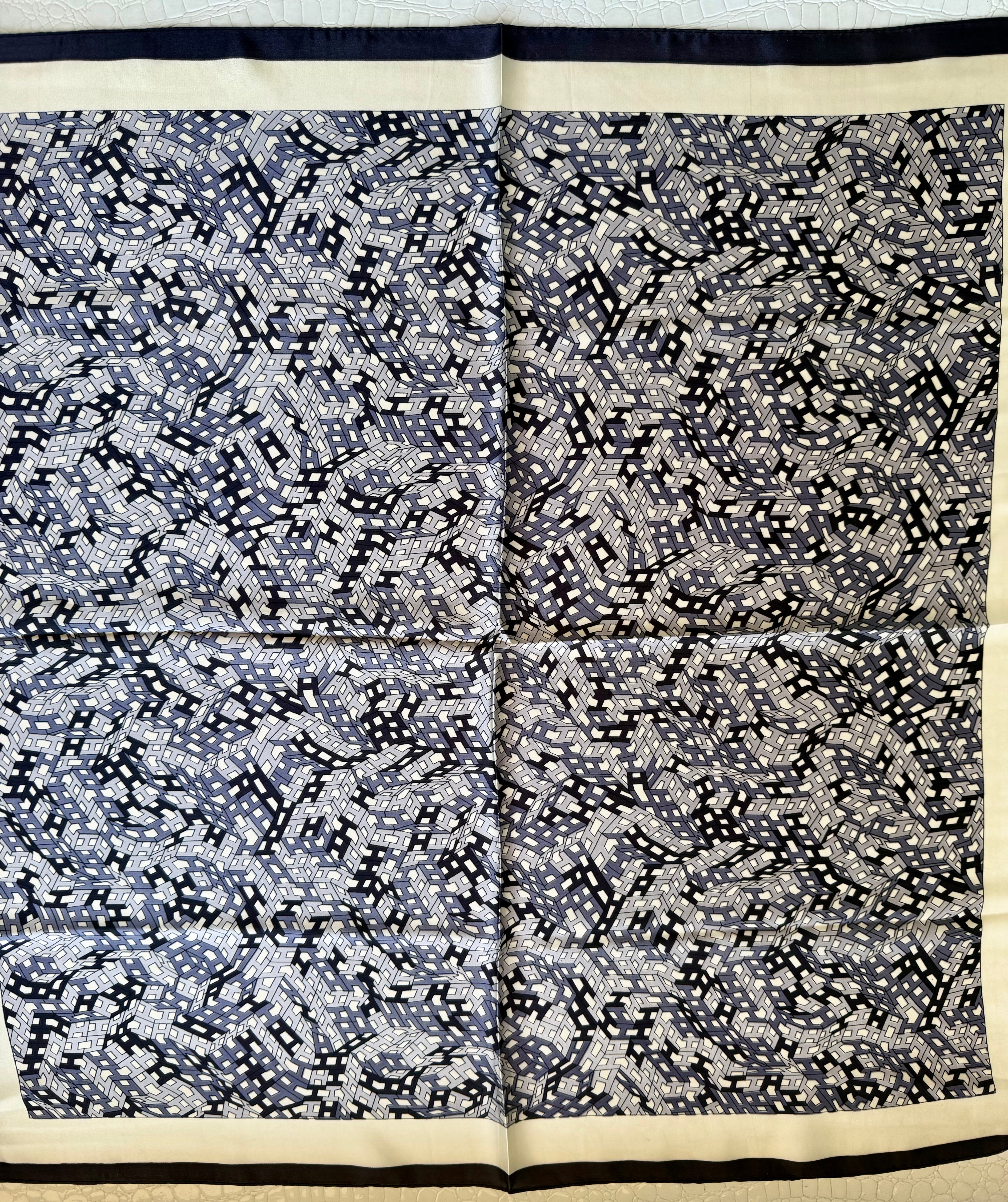 Chic Accent Scarf - Infinity Raine