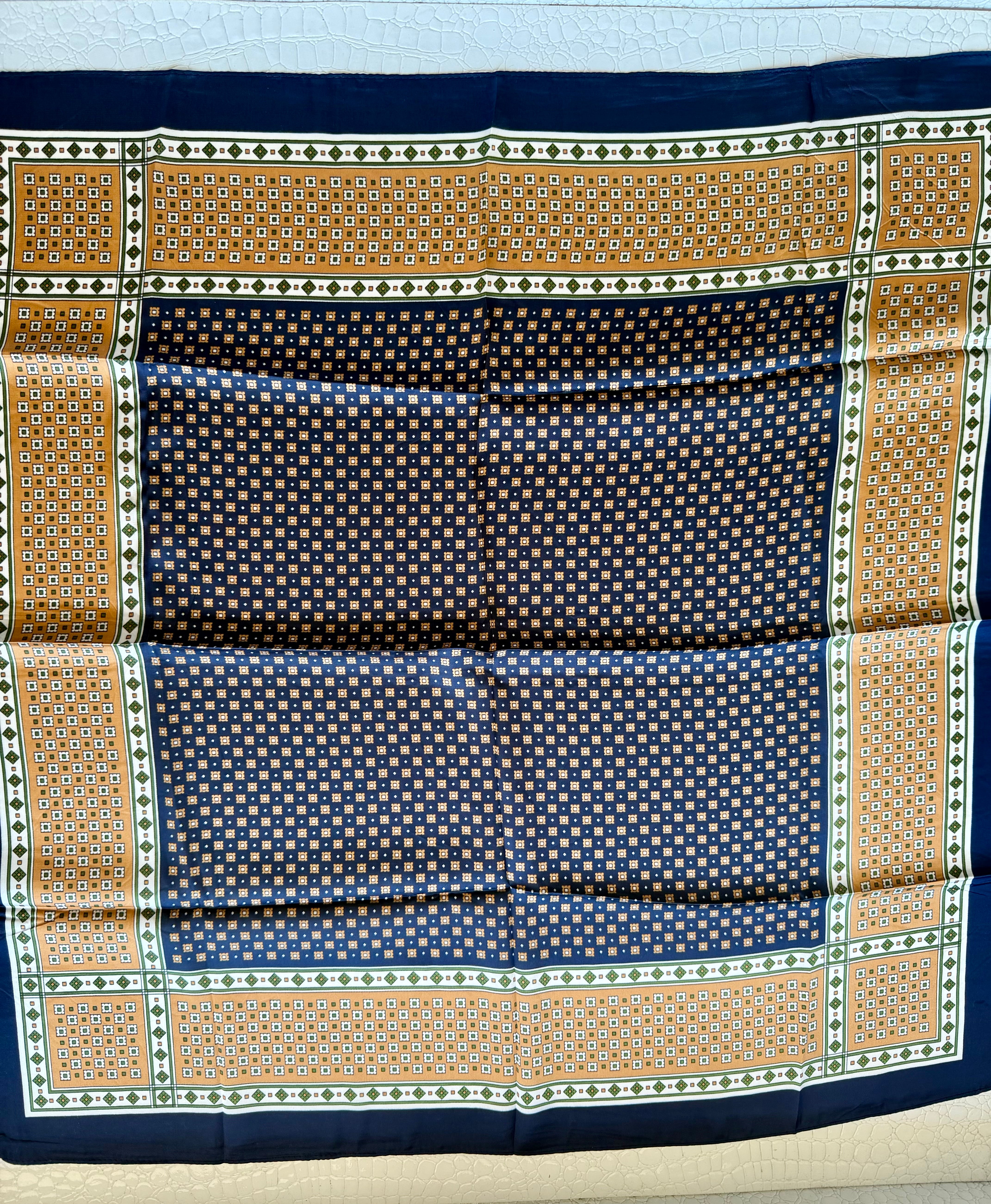 Chic Accent Scarf - Infinity Raine
