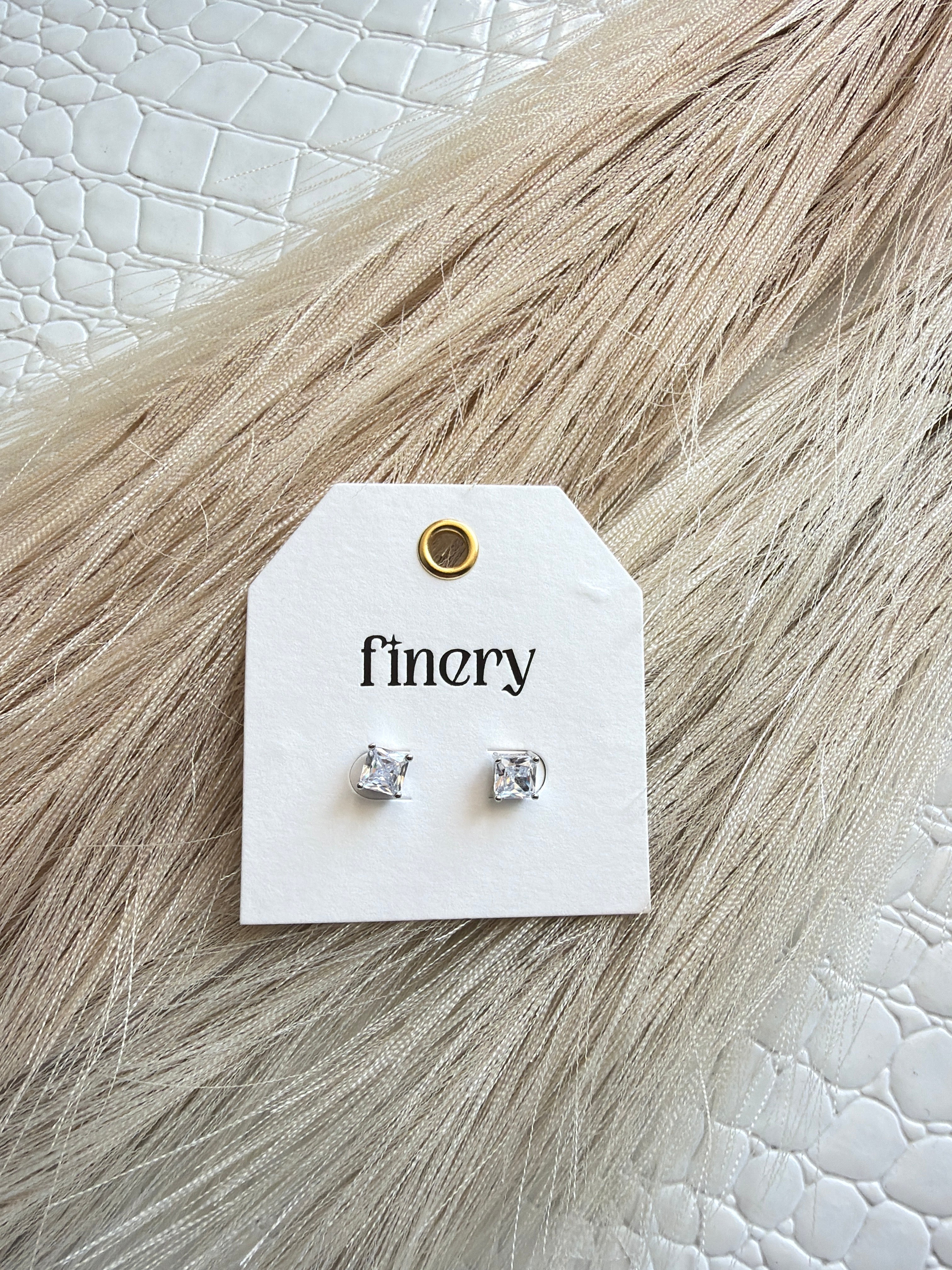 Princess Cut CZ Stud Earing In Silver - Infinity Raine