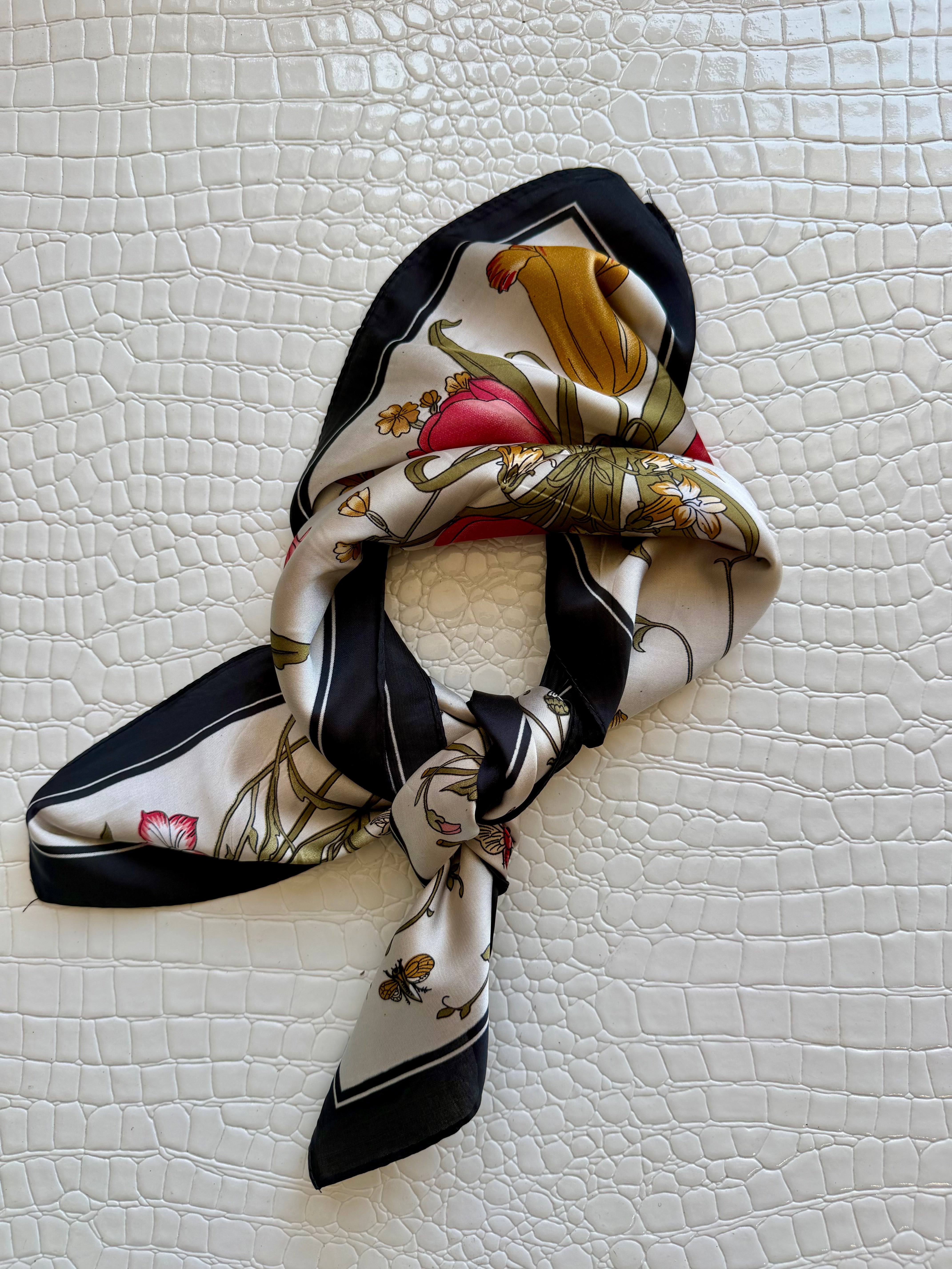 Chic Accent Scarf - Infinity Raine