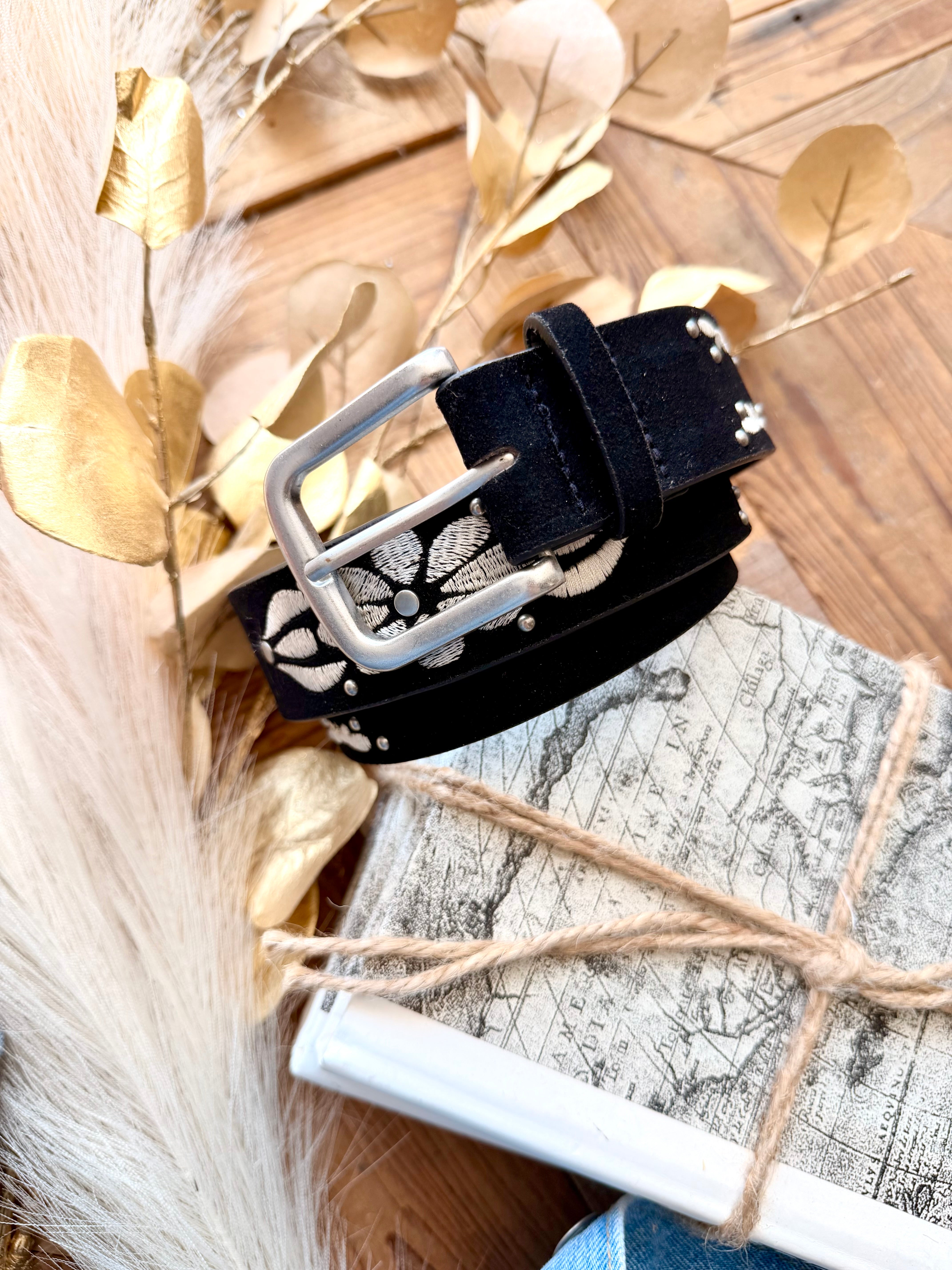 Embroidered Floral Print Vegan Leather Belt In Black - Infinity Raine
