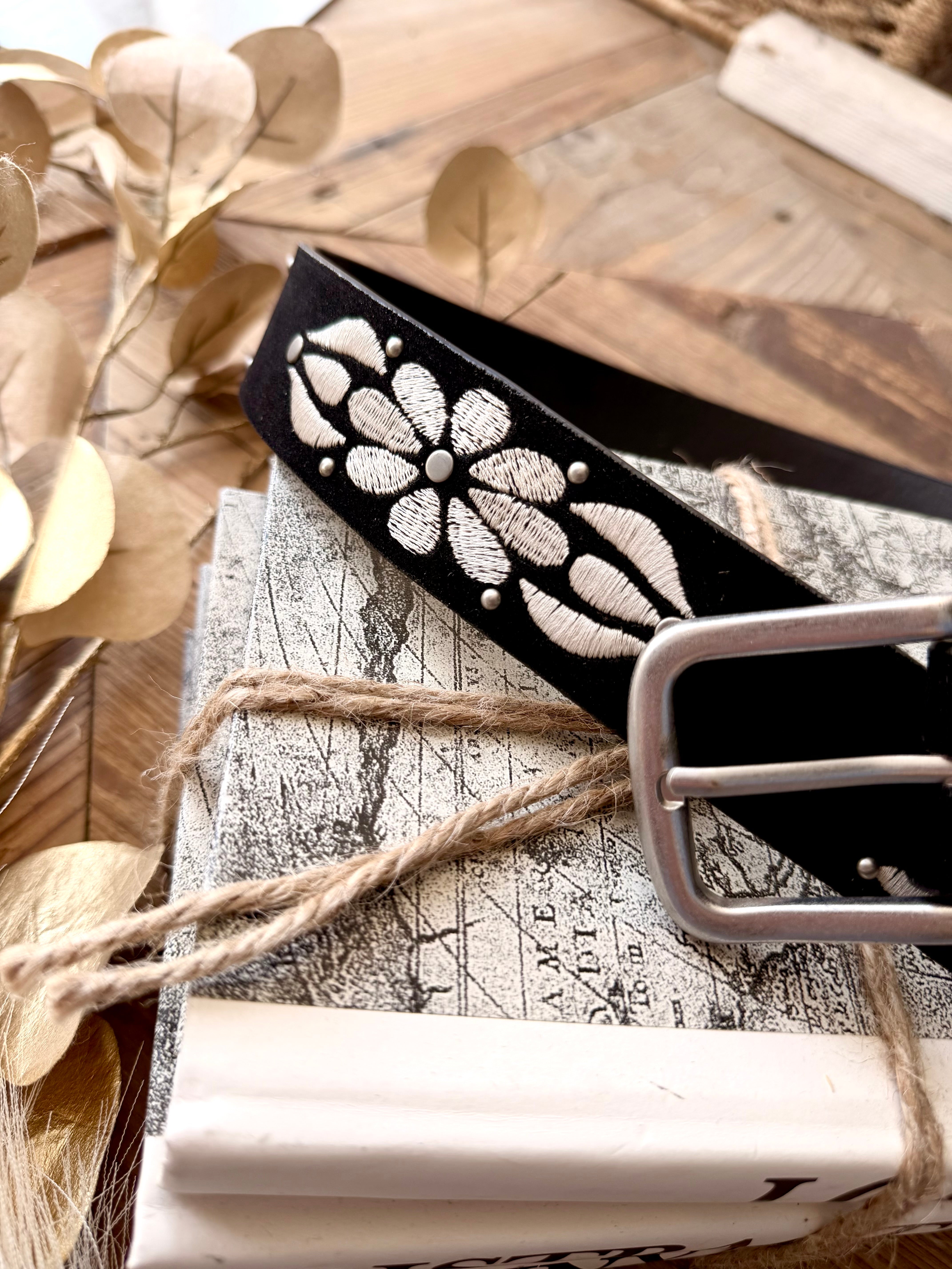 Embroidered Floral Print Vegan Leather Belt In Black - Infinity Raine