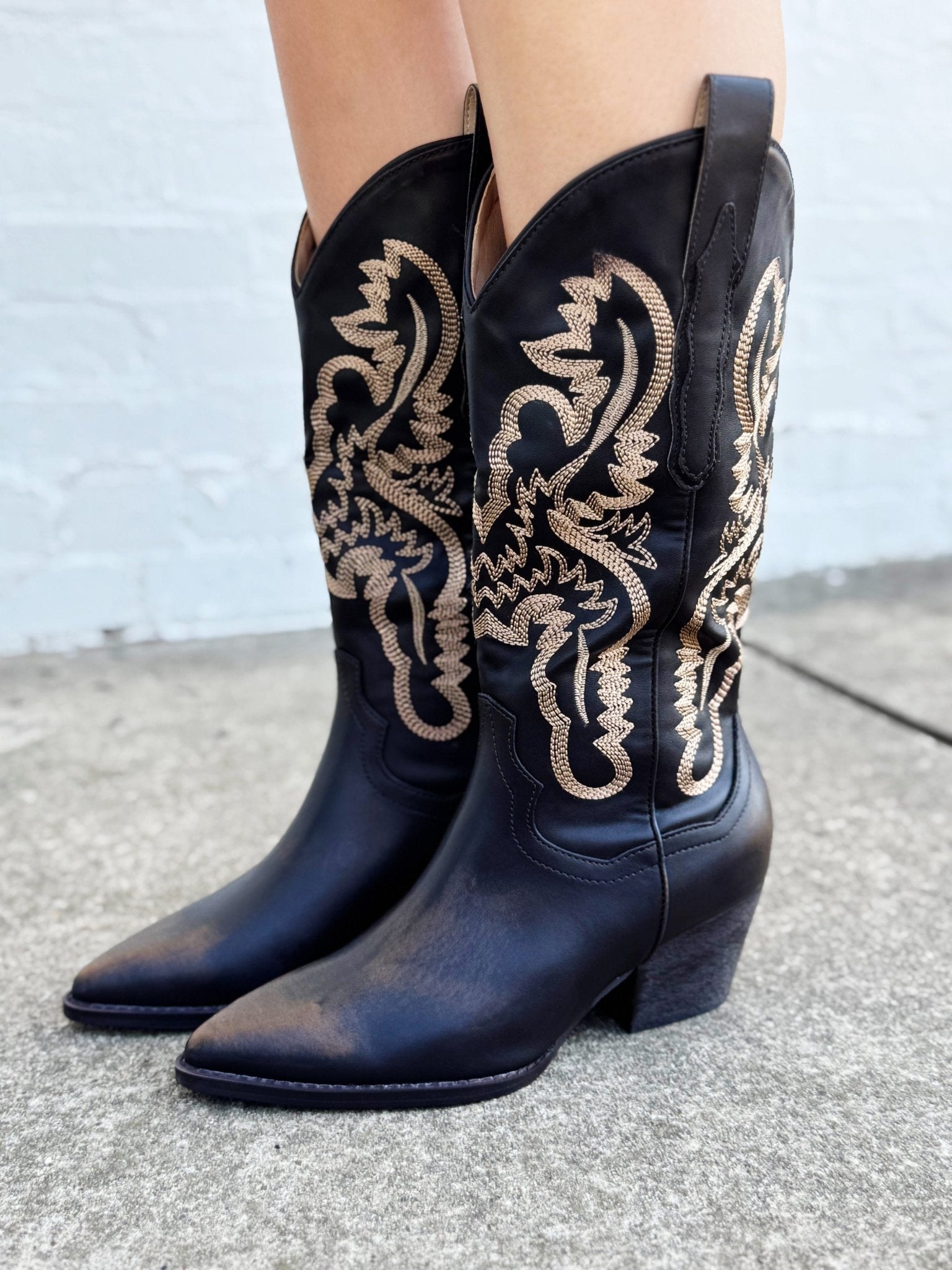 Amaya Classic Western Boots In Coffee - Infinity Raine