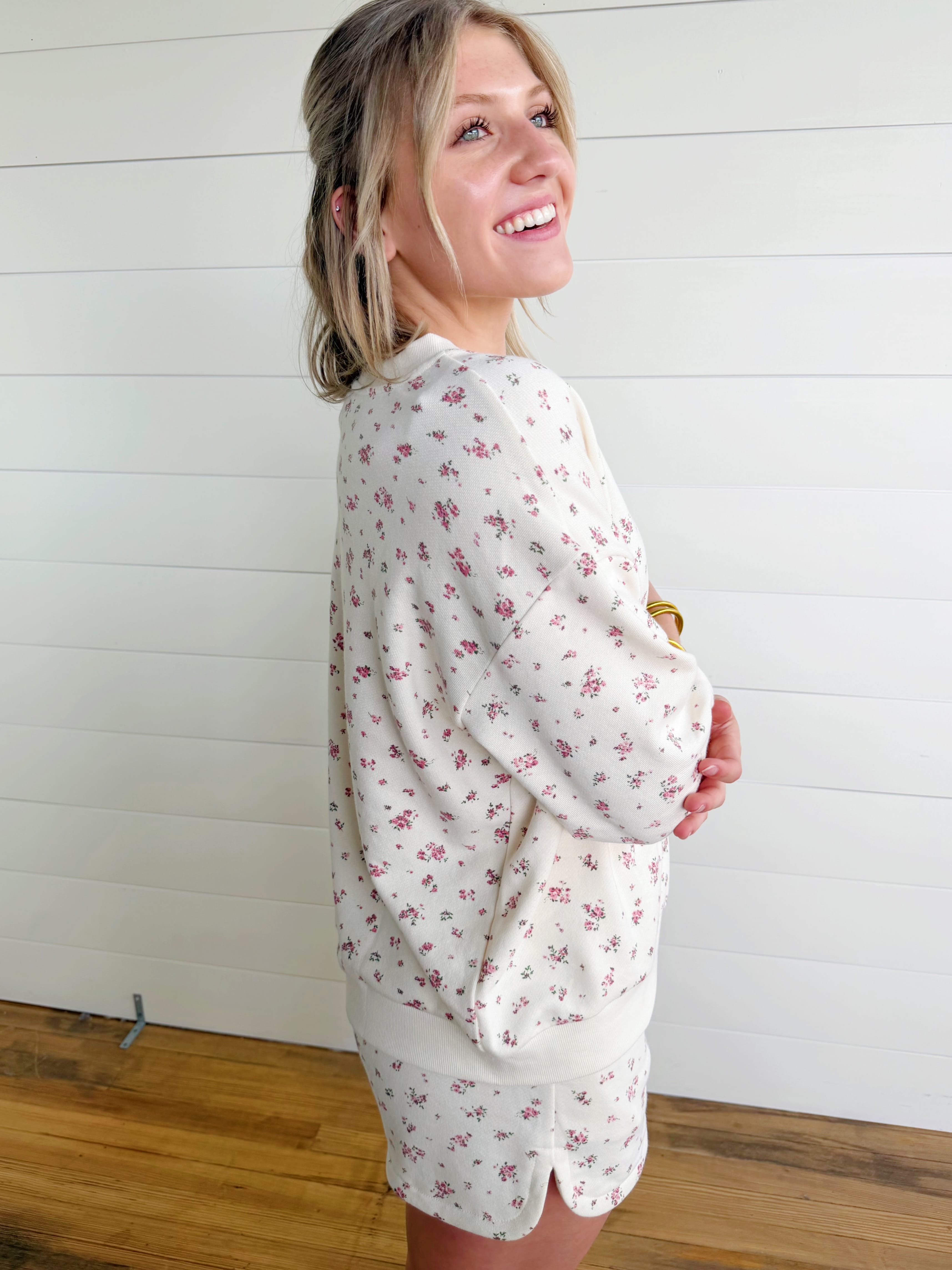 Floral Elastic Waist Side Slit Detail Mini Shorts - Infinity Raine