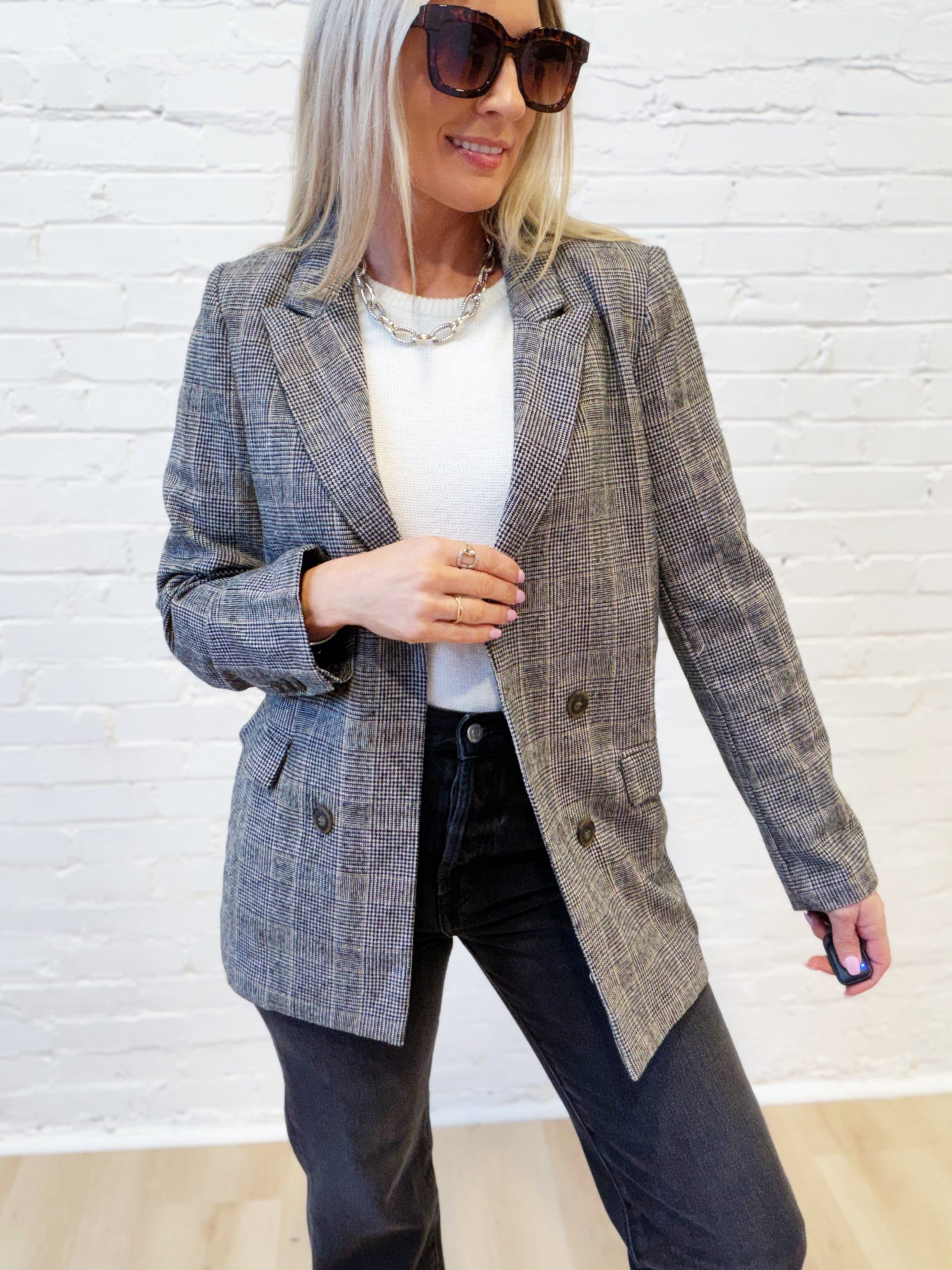 blu pepper Outerwear - Blazers Plaid Long Sleeve Front Button Blazer in Charcoal