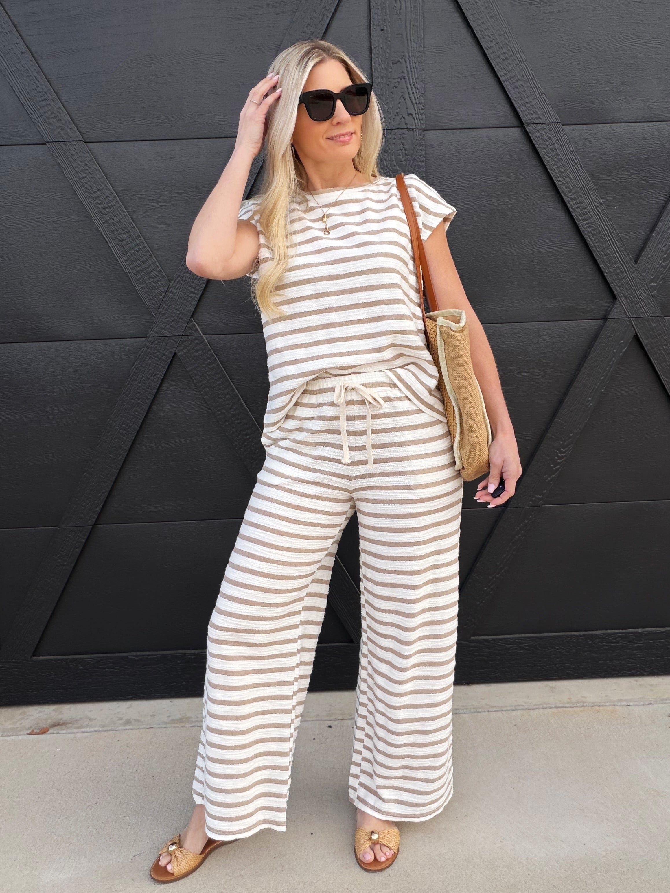 blu pepper Tops - Tees Stripe Round Neck Short Sleeve Knit Top In Khaki