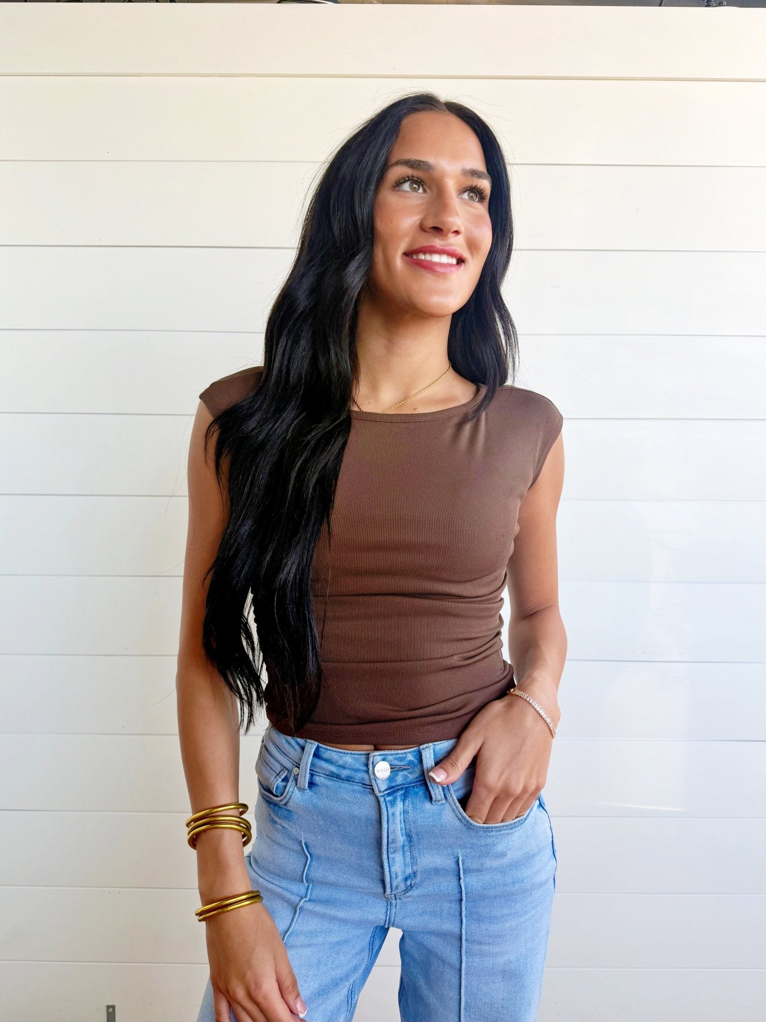 Boat Neck Ruched Sides Short Sleeve Knit Top In Brown - Infinity Raine