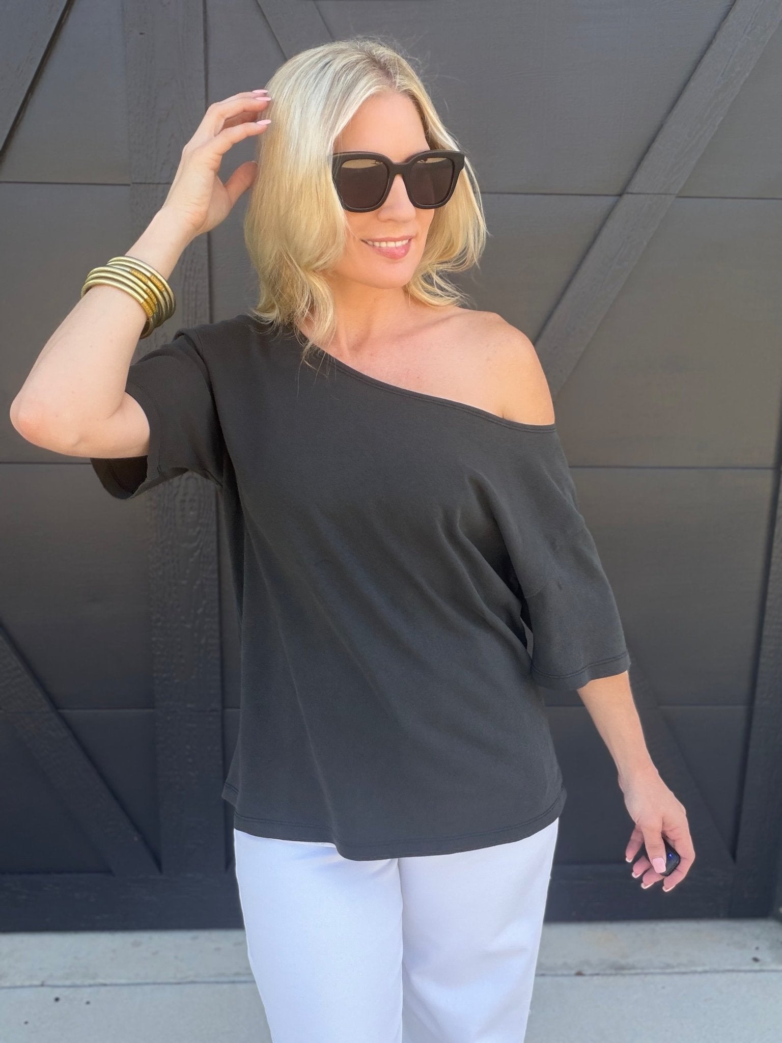 Boat Neck Short Sleeve Basic Tee in Black - Infinity Raine
