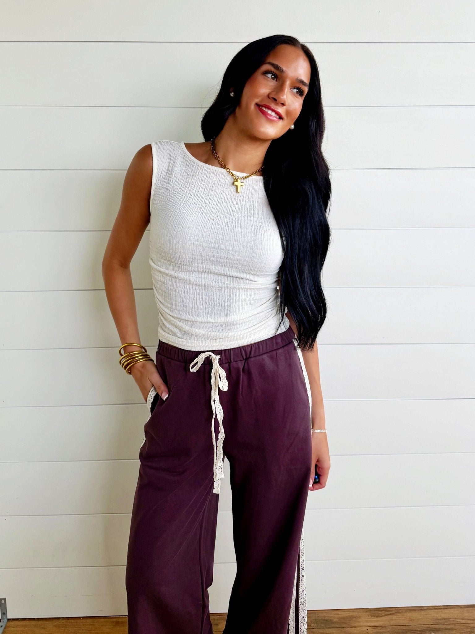 Boat Neck Sleeveless Ruched Side Textured Knit Top In Cream - Infinity Raine