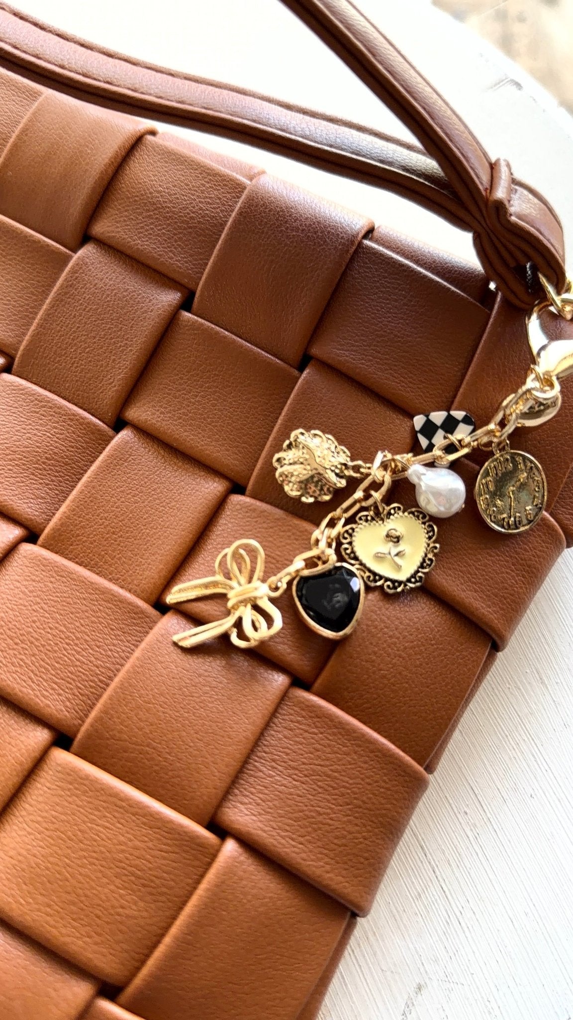 Bow Checker Heart Flower Bag Charm In Gold - Infinity Raine