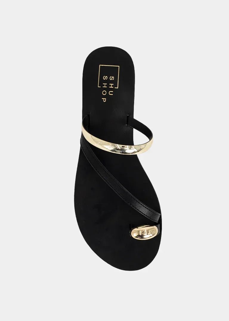 Brenda Flat Sandal In Black - Infinity Raine