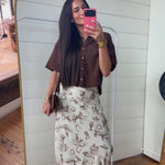 Button-Up Collared Short Sleeve Shirt In Chocolate - Infinity Raine