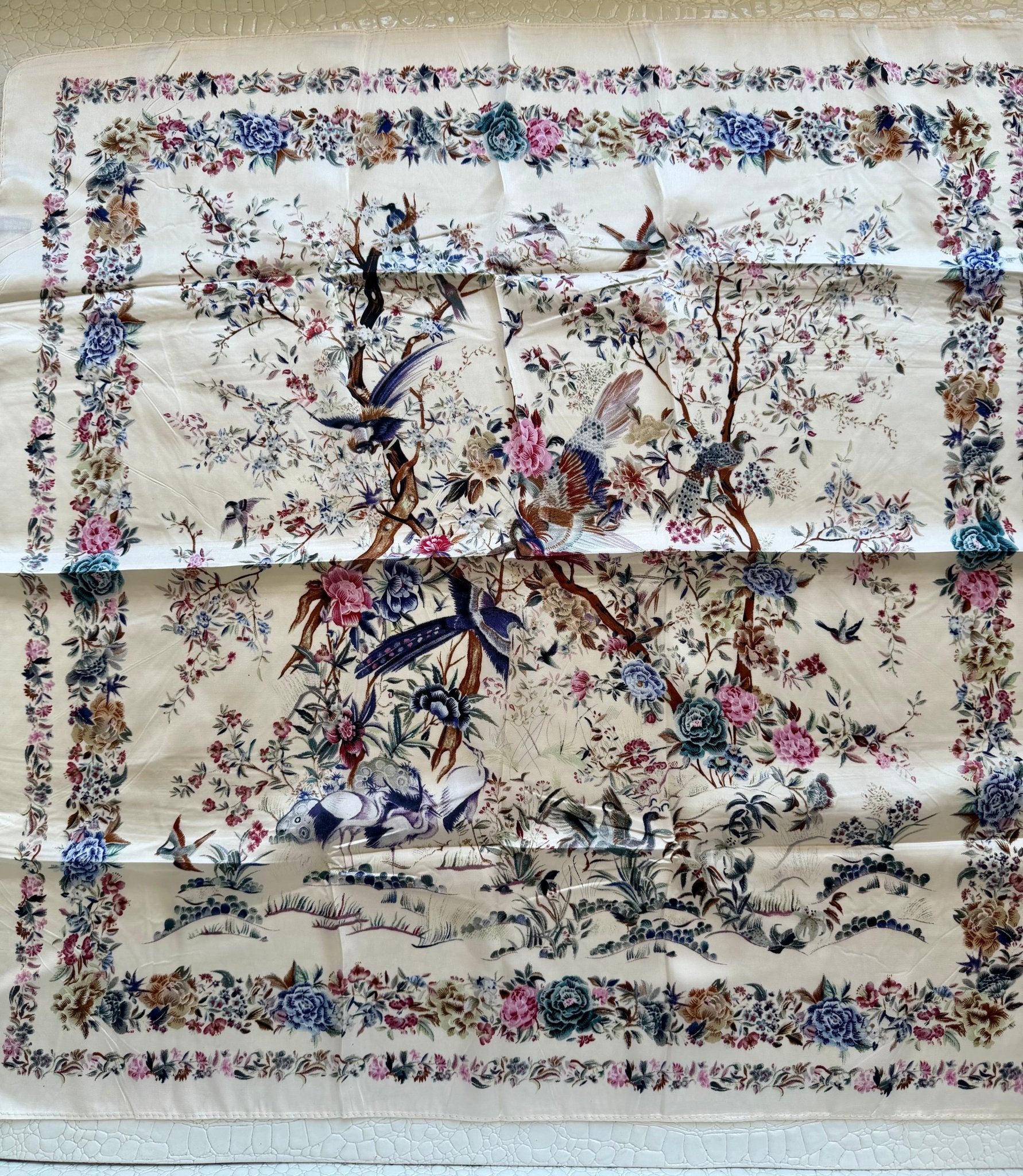 Chic Accent Scarf - Infinity Raine