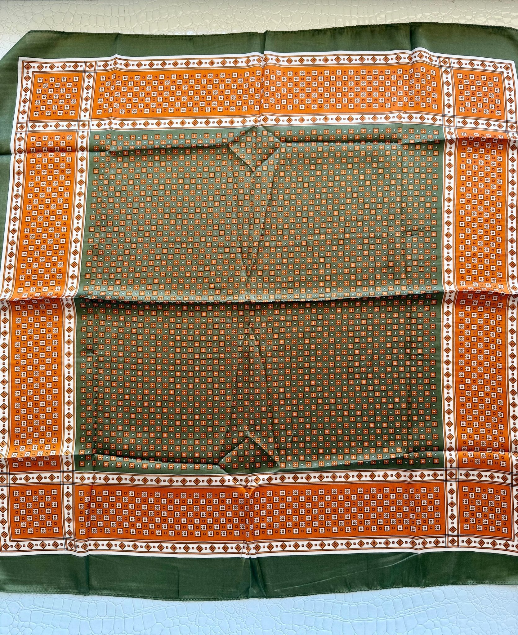Chic Accent Scarf - Infinity Raine