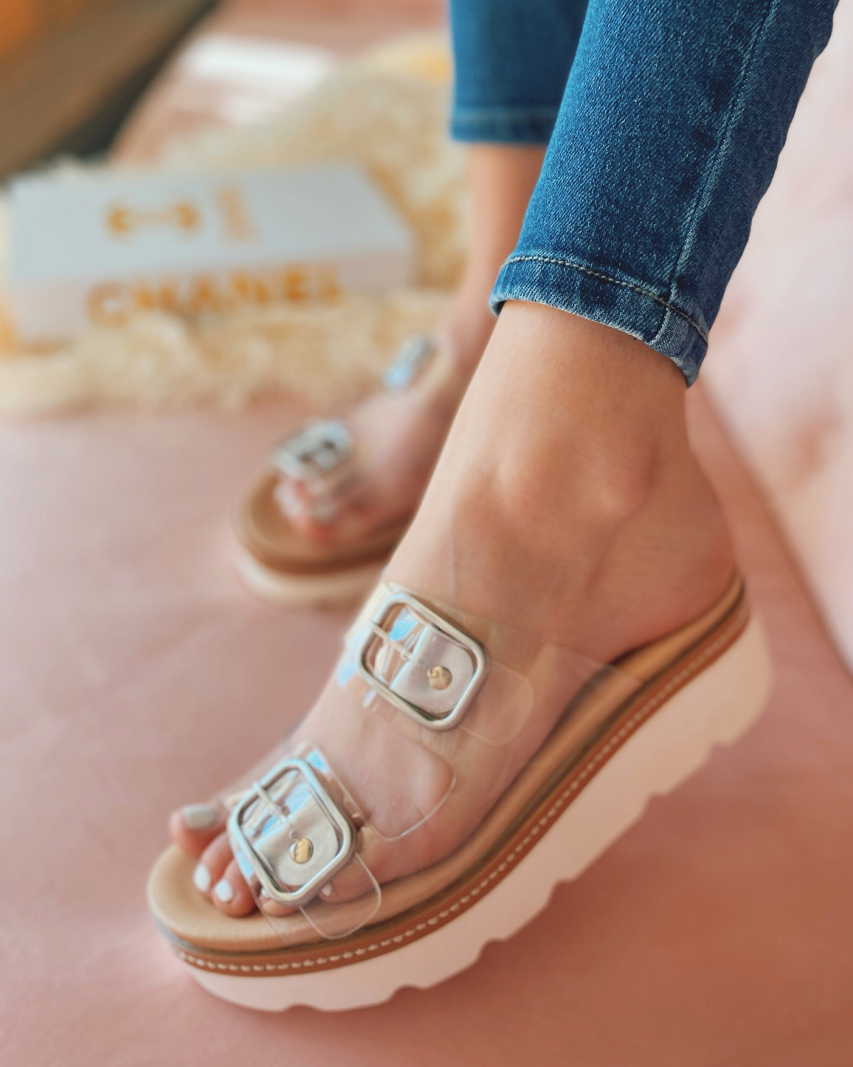 Chinese Laundry Surfs Up Jelly Wedge Sandal In Clear - Infinity Raine