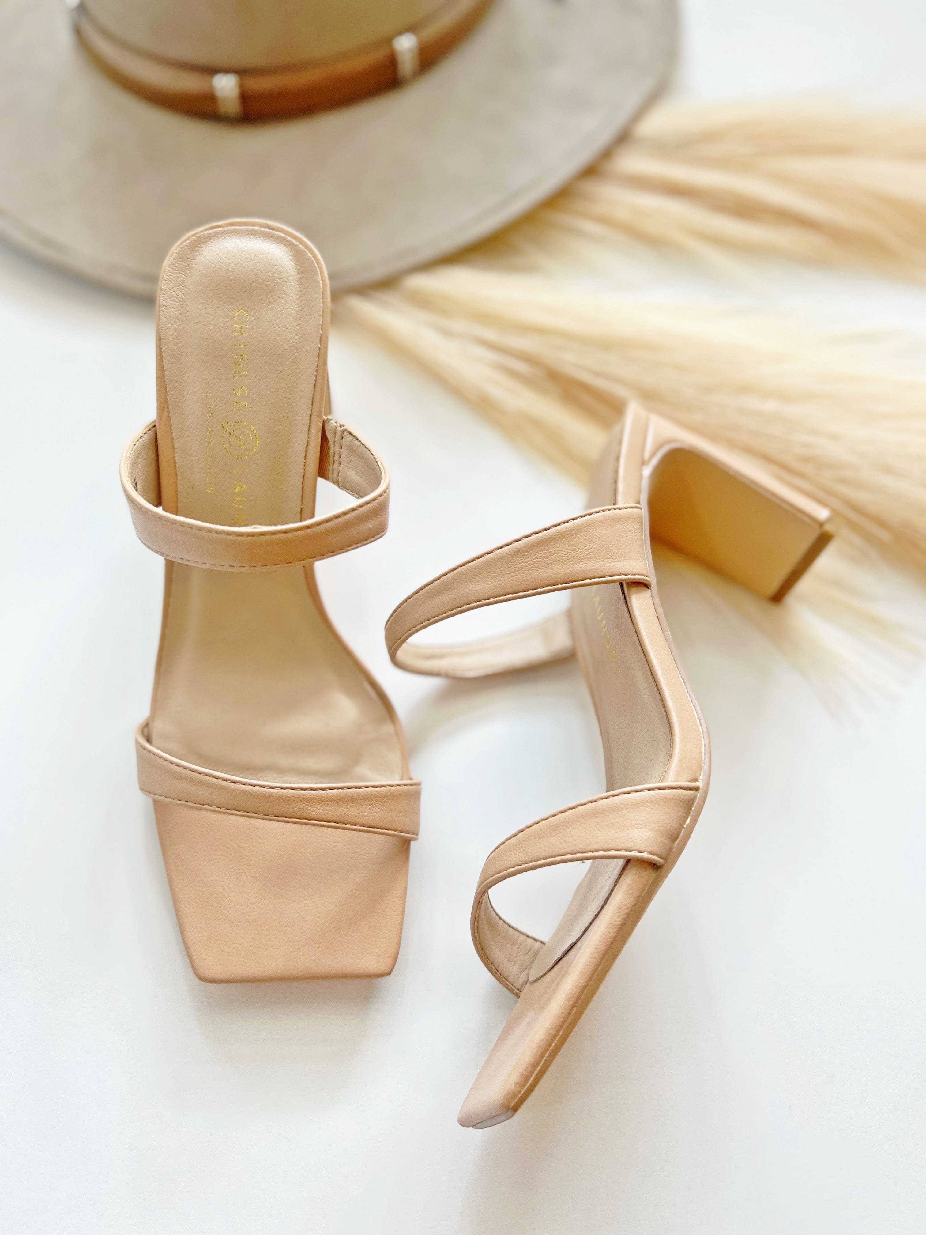 Chinese Laundry Yaya Smooth Heels In Nude - Infinity Raine