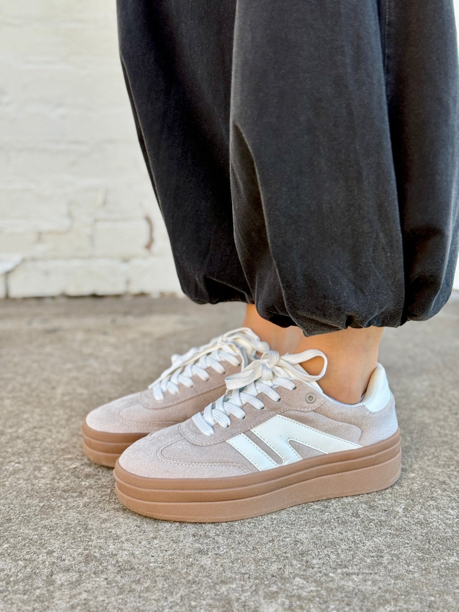 Chunky Platform Low Top Sneakers In Beige - Infinity Raine