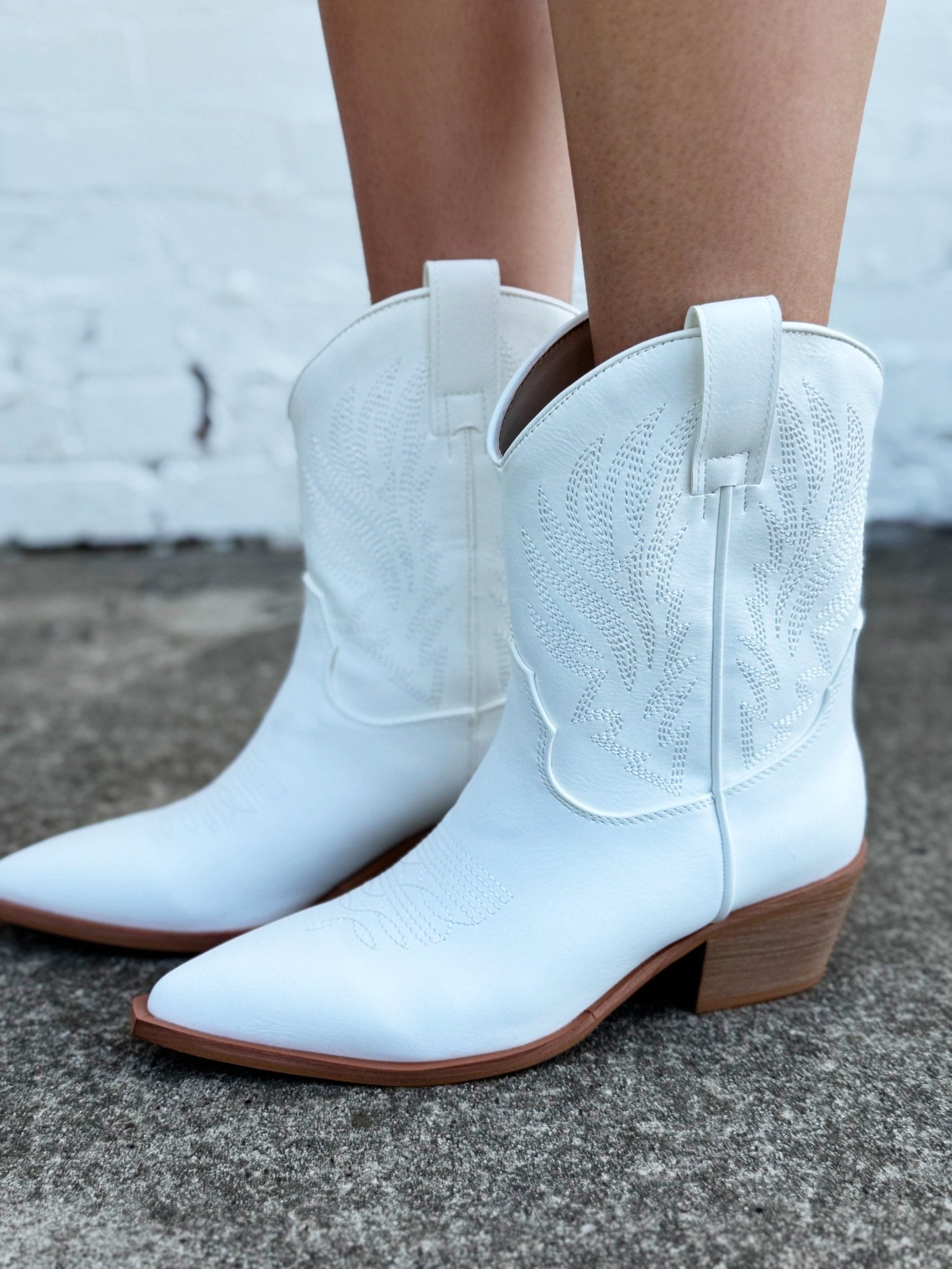 Claire Cowboy Booties In White - Infinity Raine