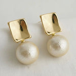 Contemporary Geometric Pearl Drop Earrings - Infinity Raine
