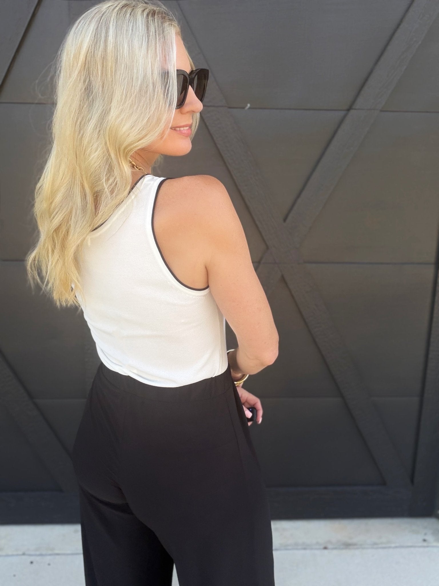 Contrast Piped Ribbed Knit Tank In White - Infinity Raine