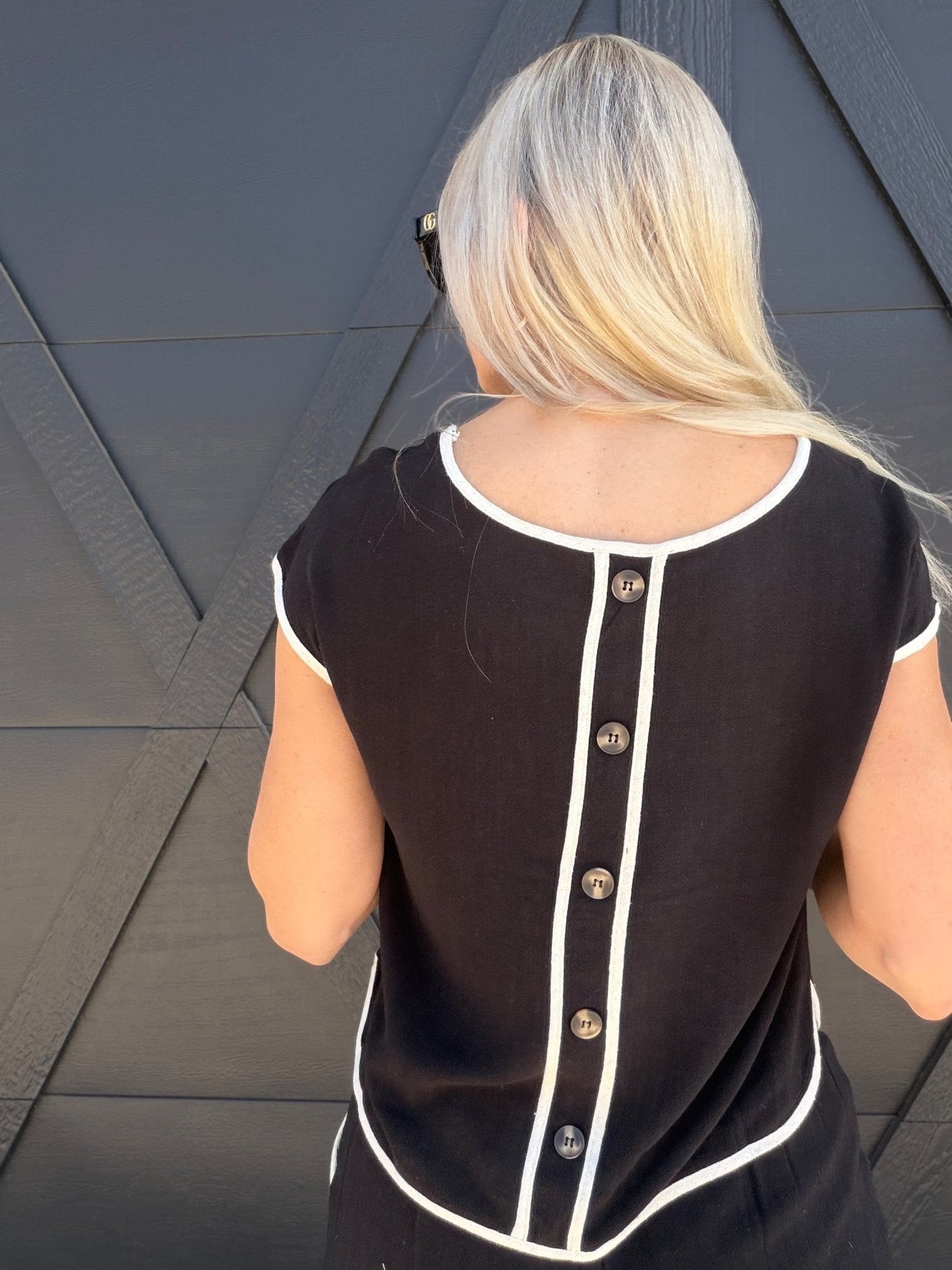 Contrast Trim Short Sleeve Back Button Linen Top In Black - Infinity Raine