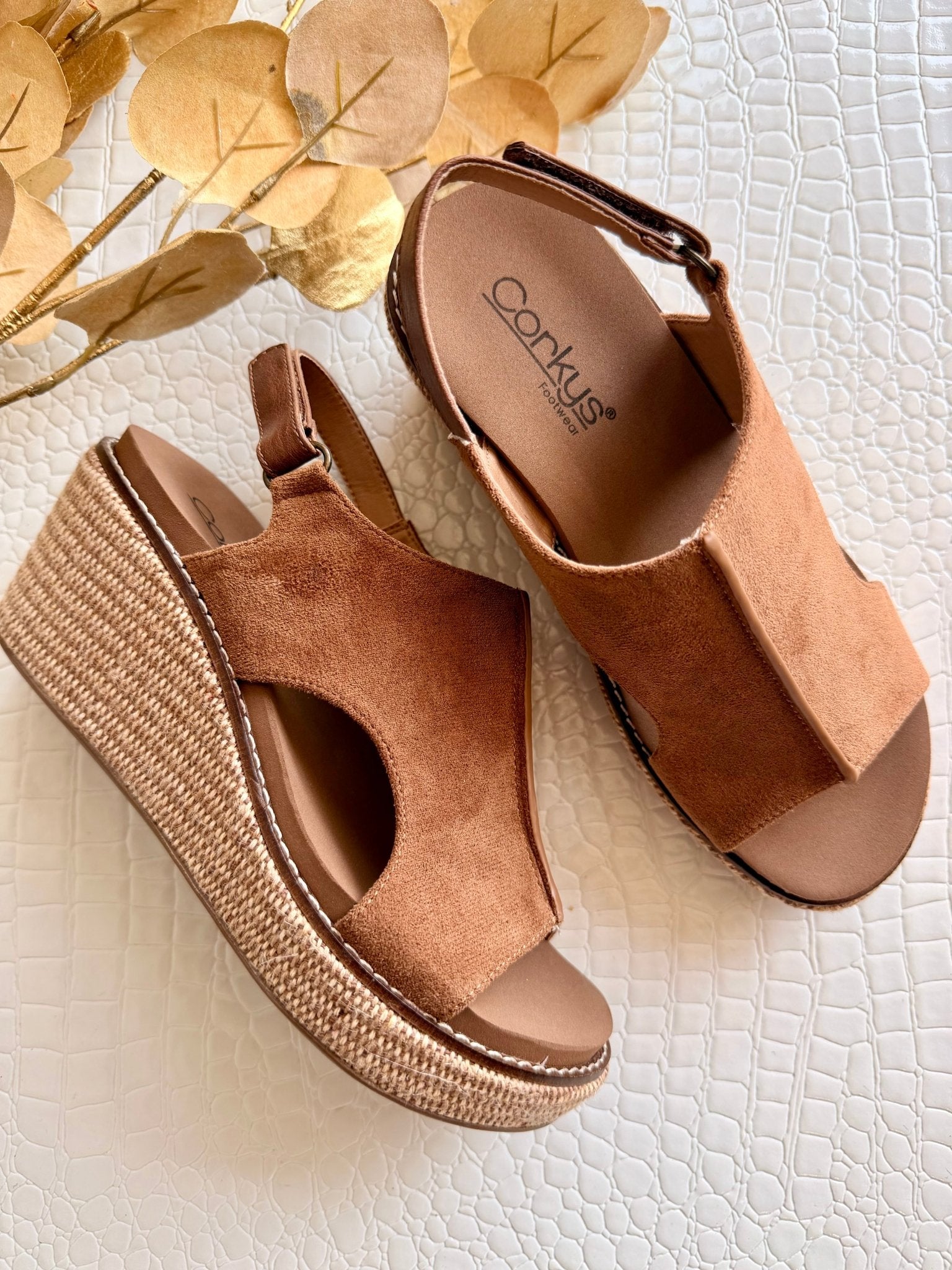 Corkys Carley Chestnut Combo 2 - Infinity Raine