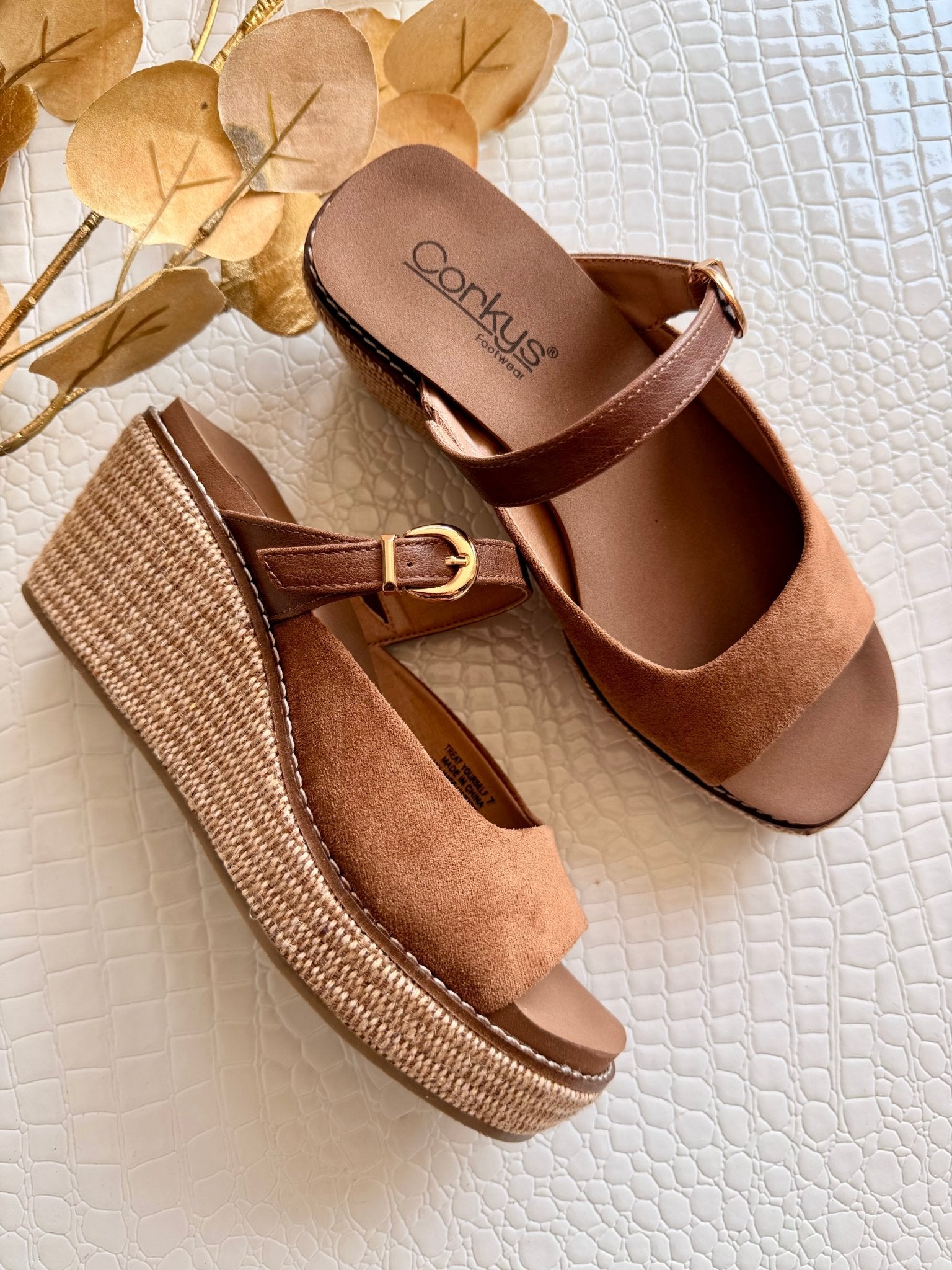 Corkys Treat Yourself Chestnut Combo - Infinity Raine