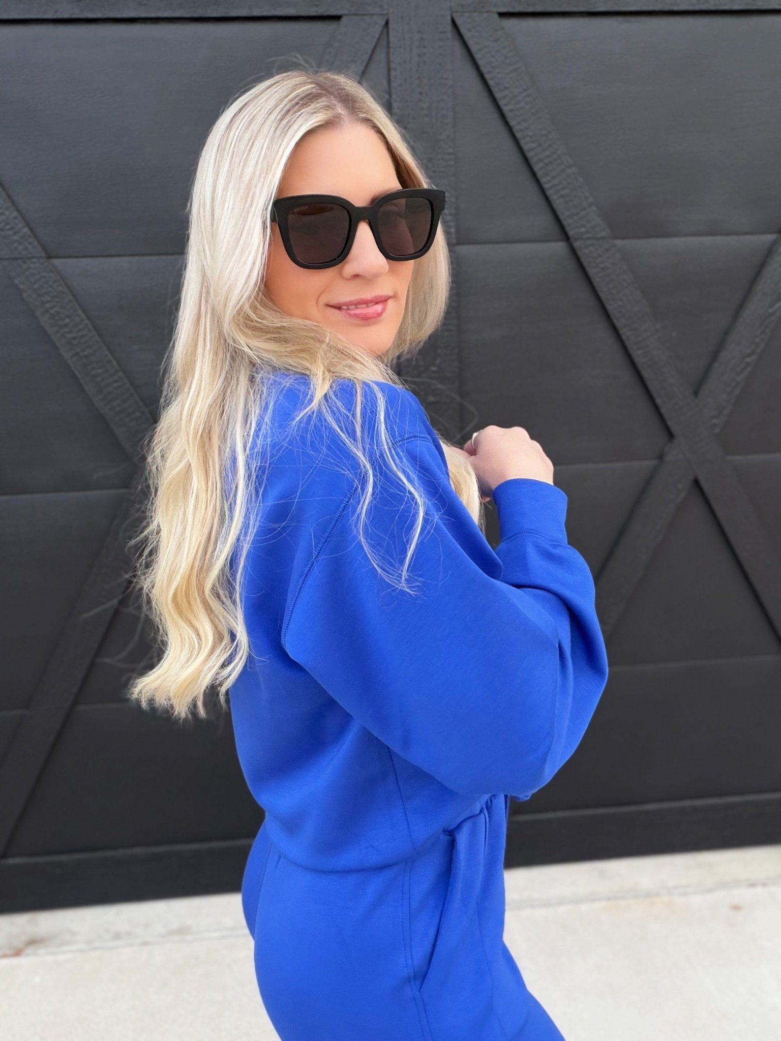 Crew Neck Sweatshirt In Blue - Infinity Raine
