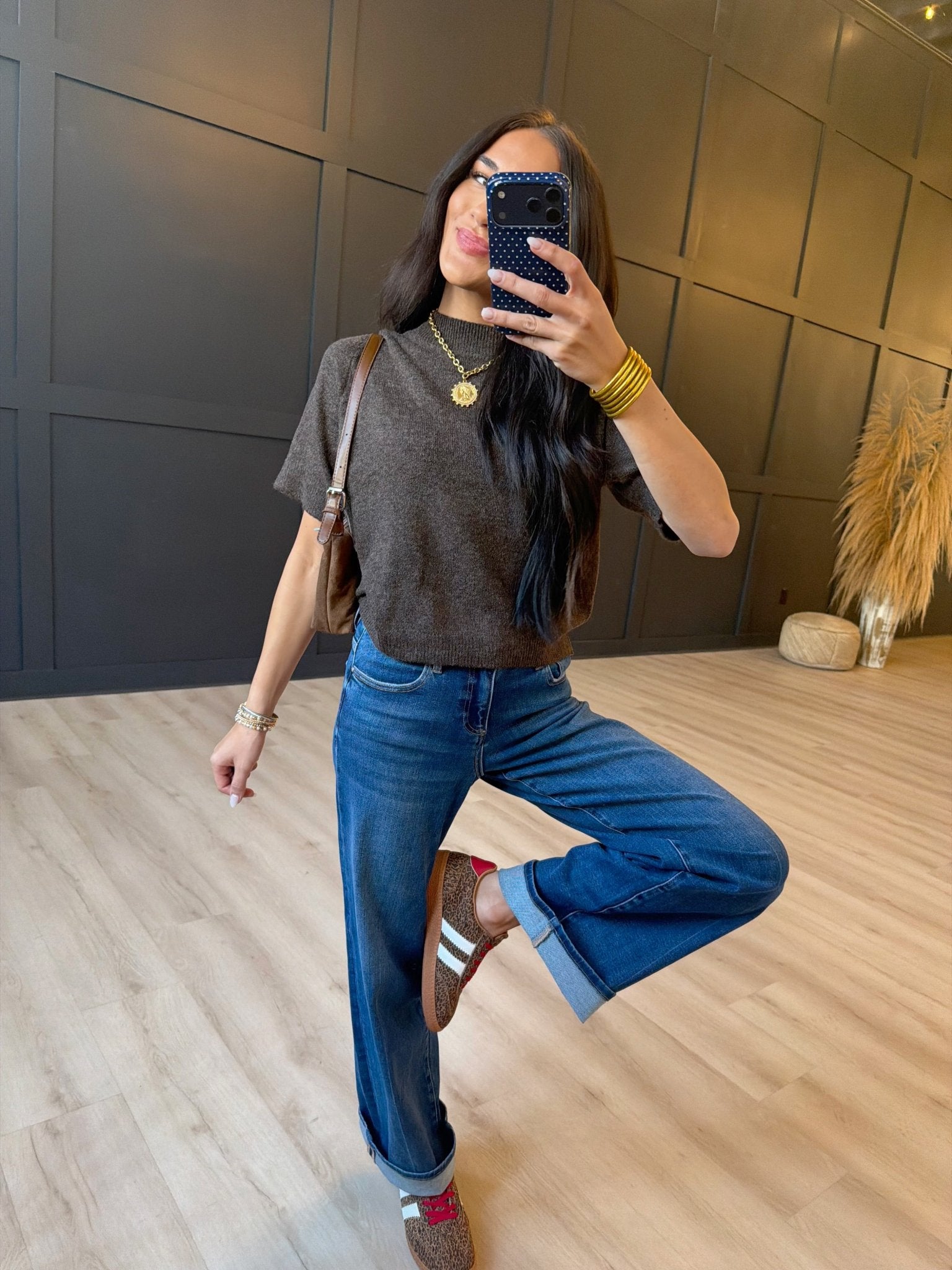 Crewneck Short Sleeve Rib Hem Pullover Sweater In Cocoa - Infinity Raine