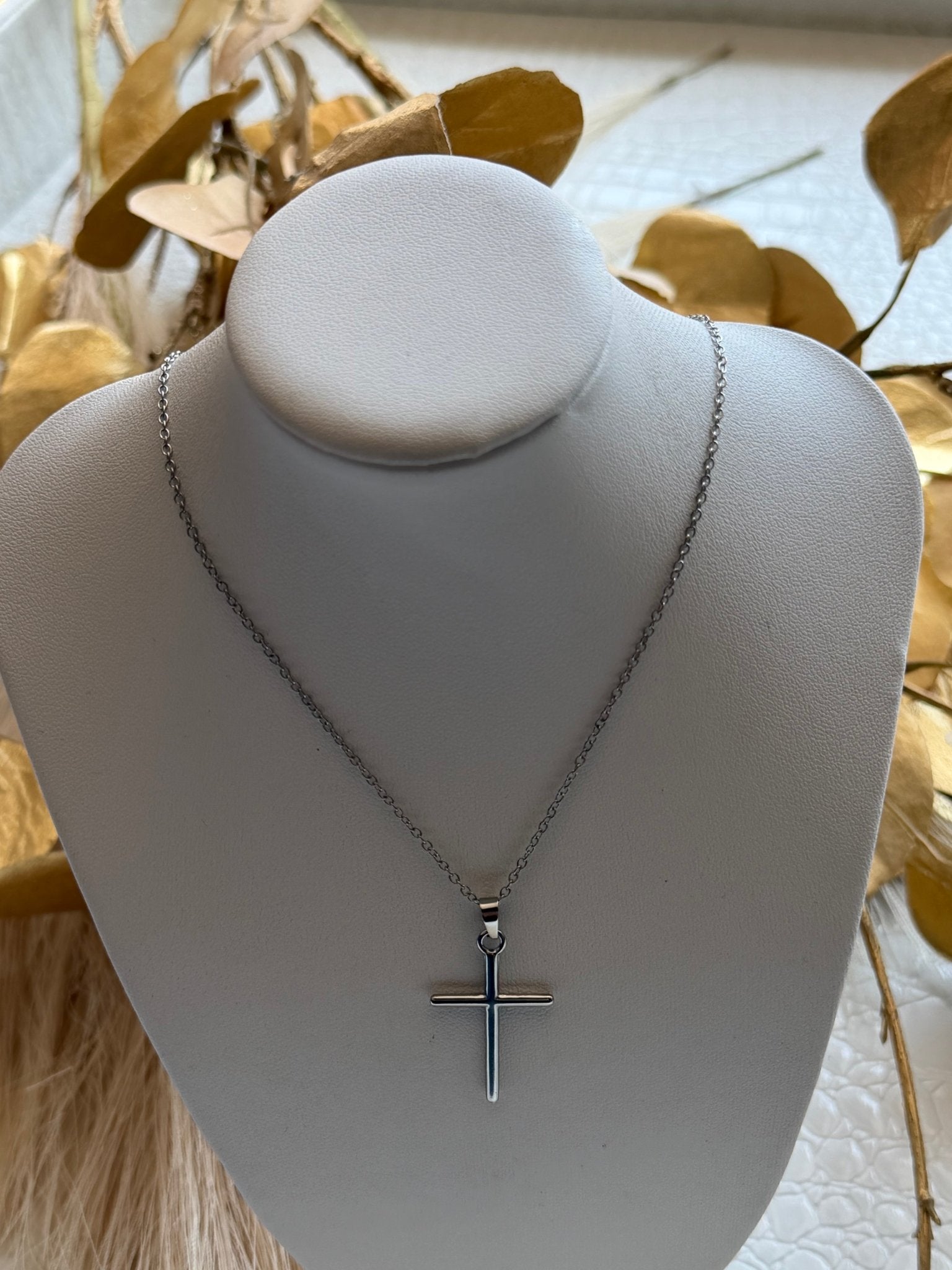 Cross Pendant Necklace - Infinity Raine